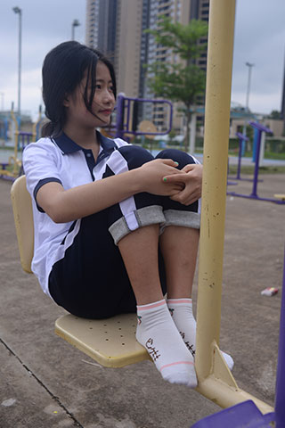 周子琪学妹 夜雨初停的早晨