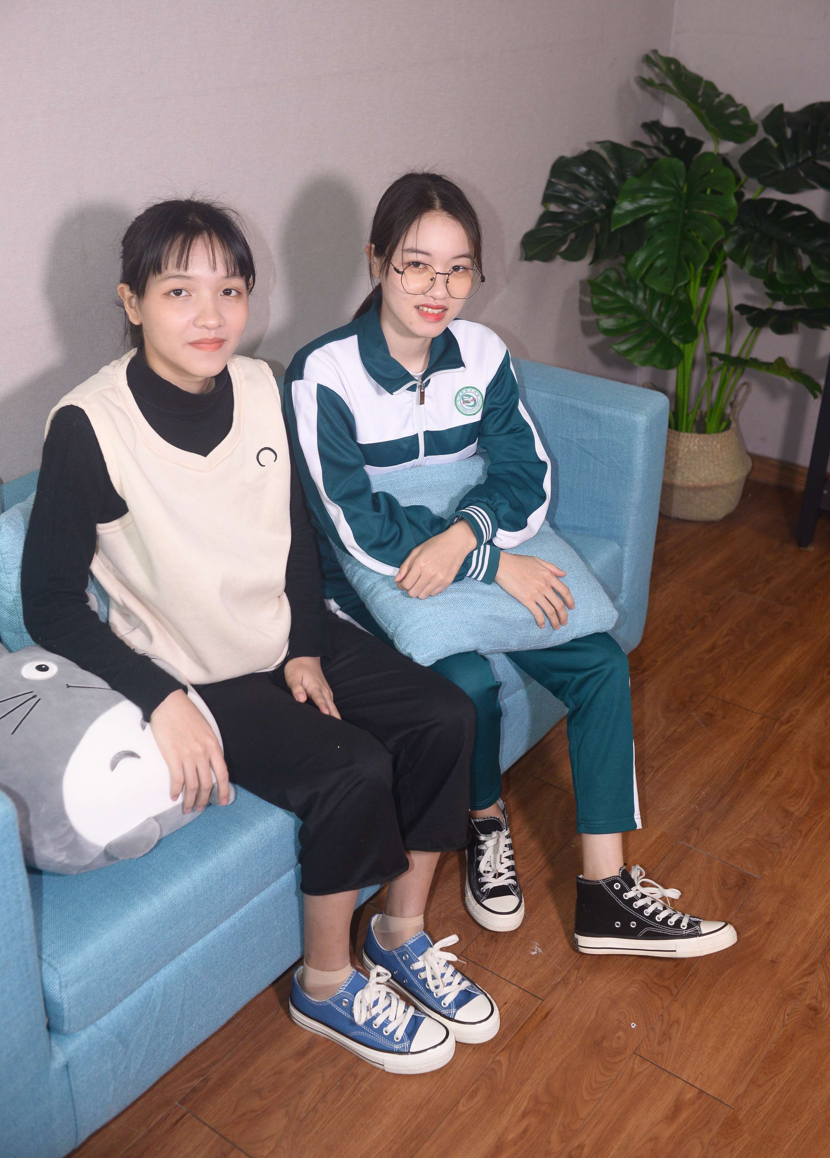 《点点&欣悦 最是那一低头的温柔》作品图