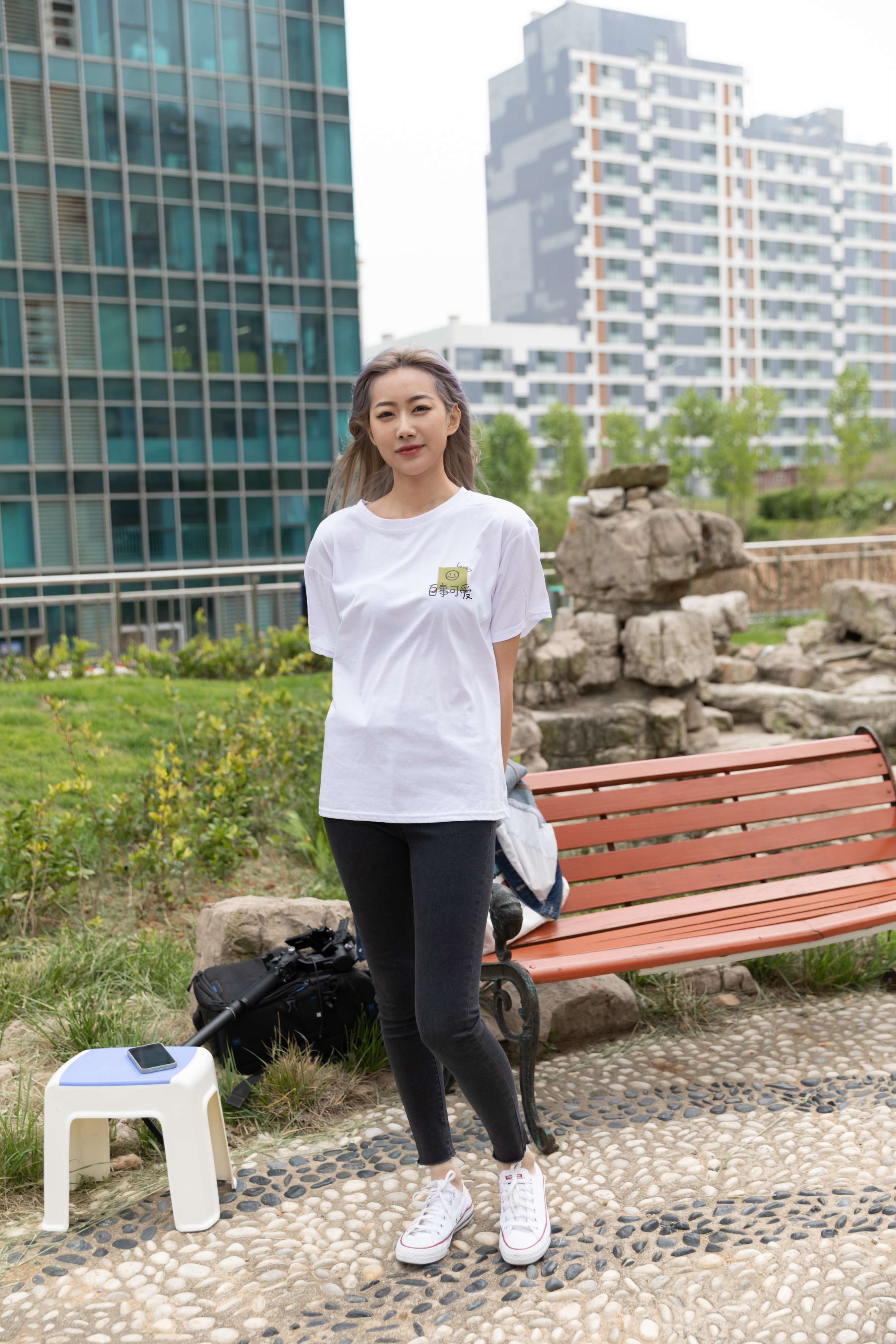 《小鹿小姐姐 眠花温酒》作品图