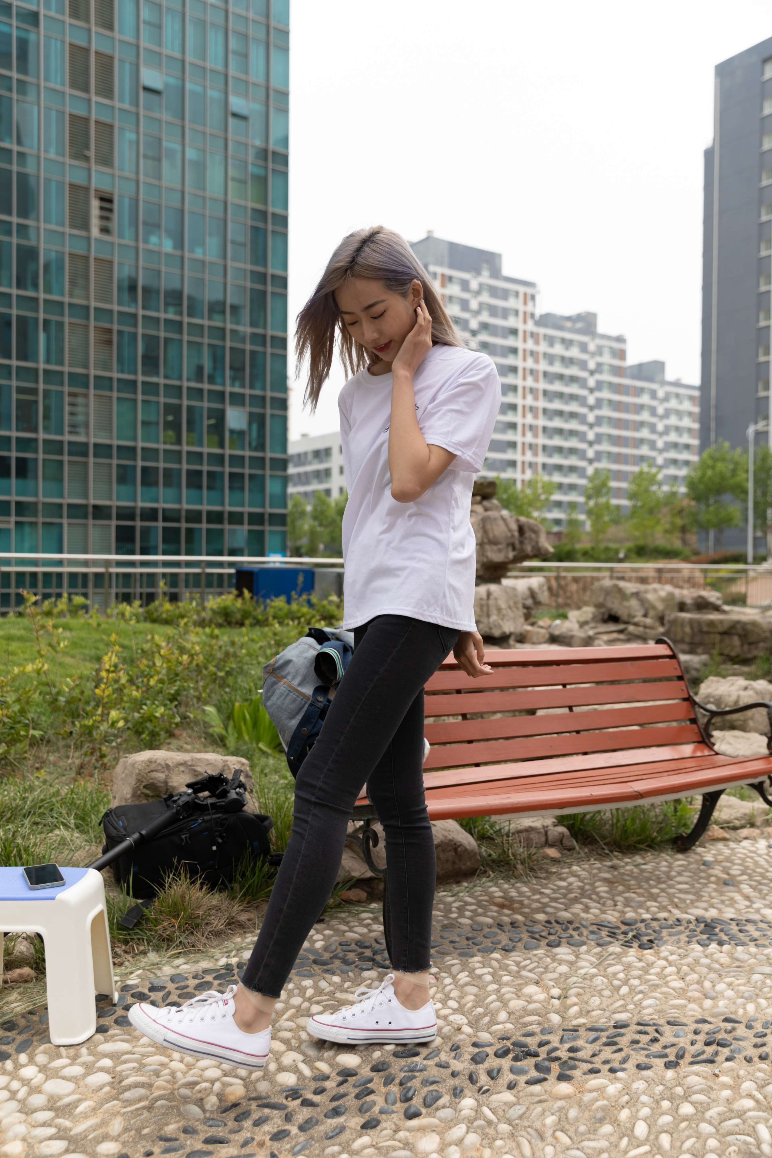 《小鹿小姐姐 眠花温酒》作品图