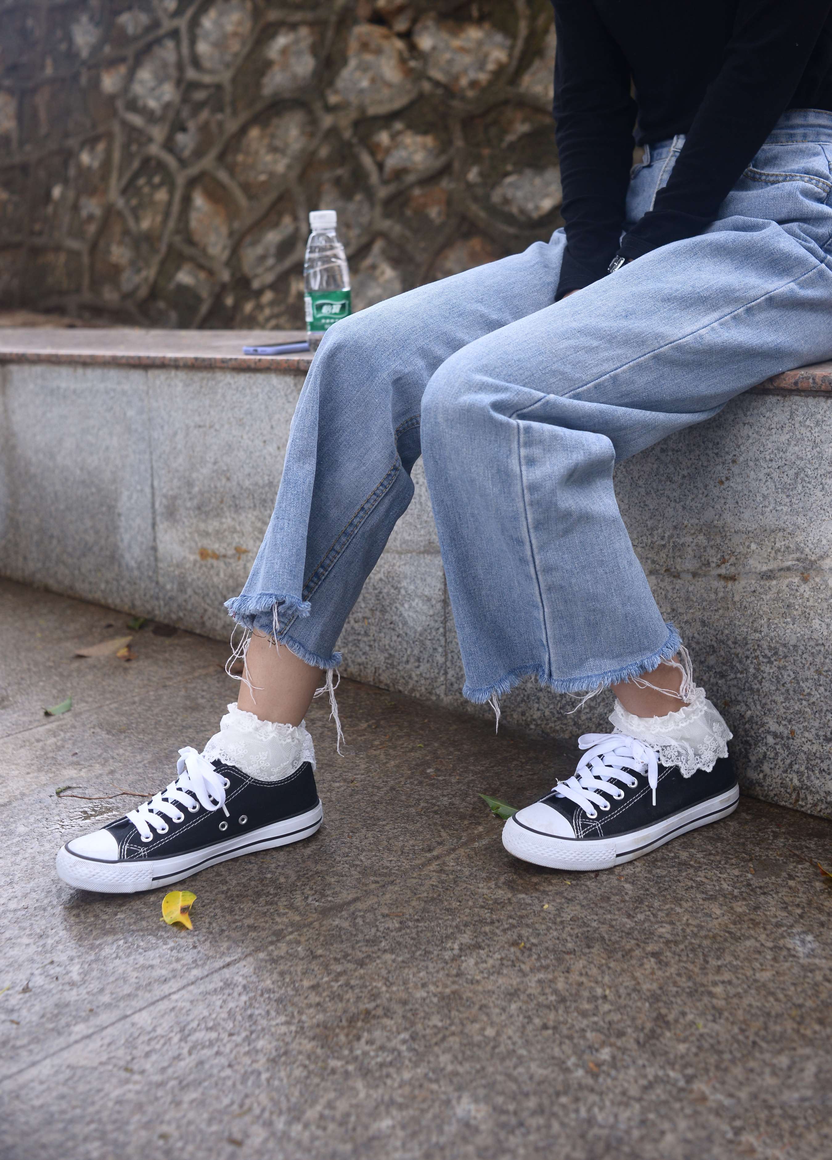 《绵绵 这是春天呢，这是发呆的季节》作品图