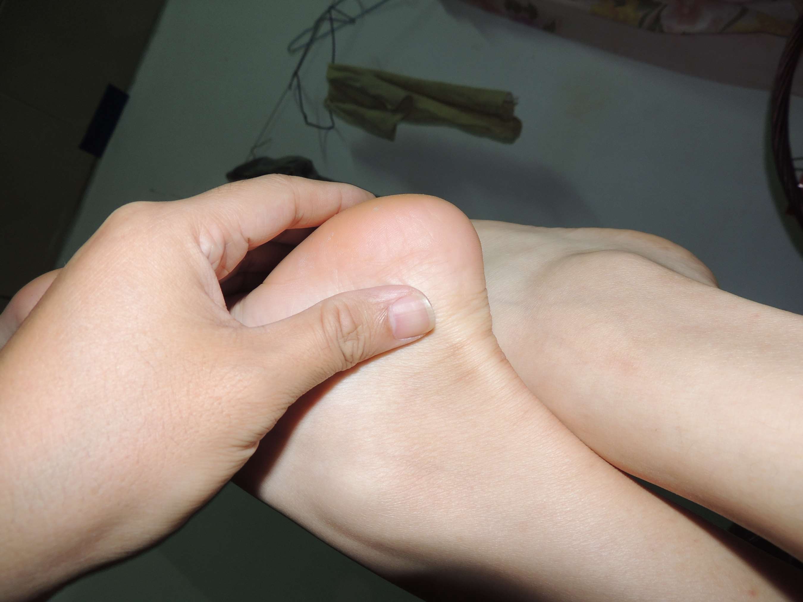 《掌握小姐姐嫩足》作品图