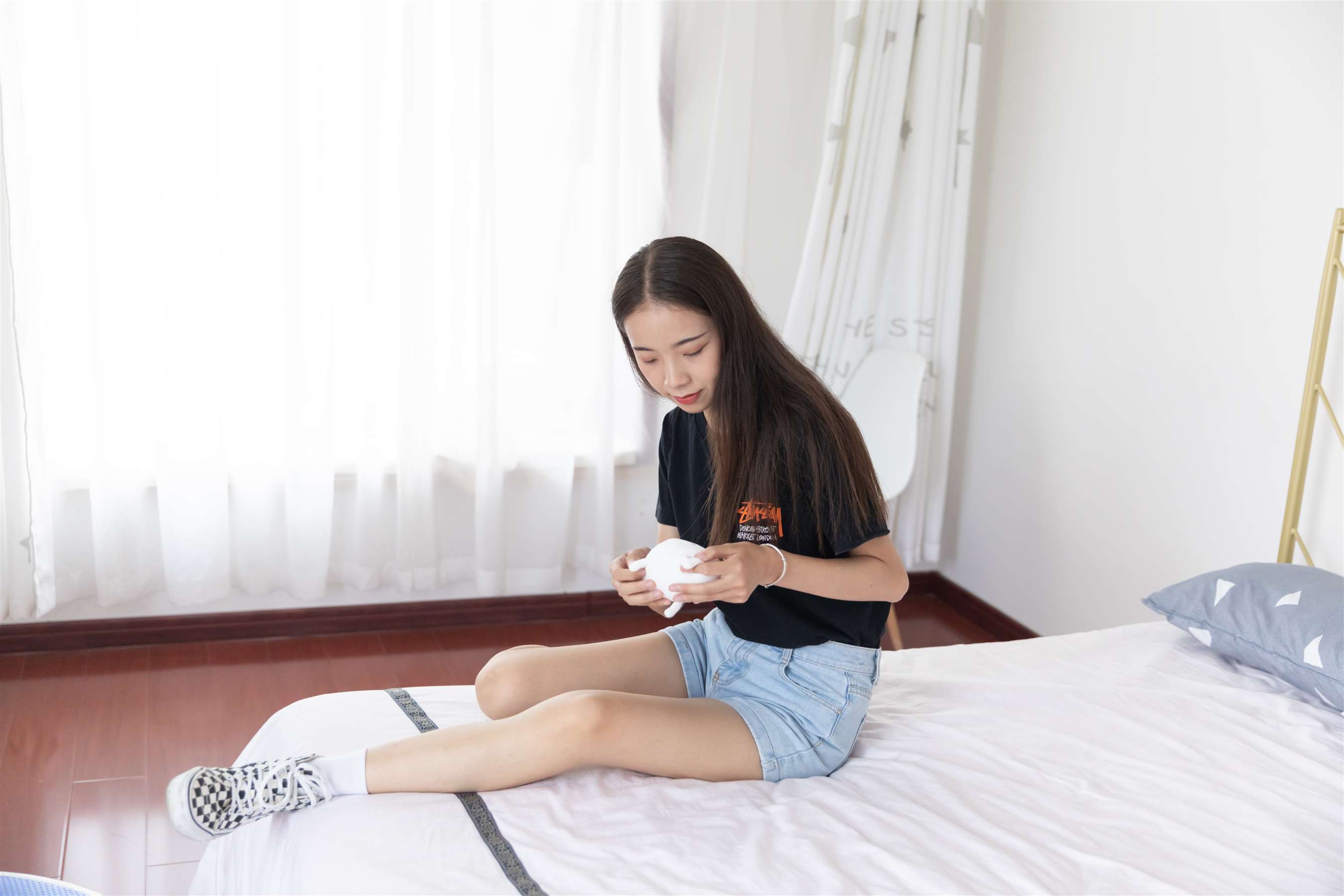 《蛋挞-落雨听梅》作品图