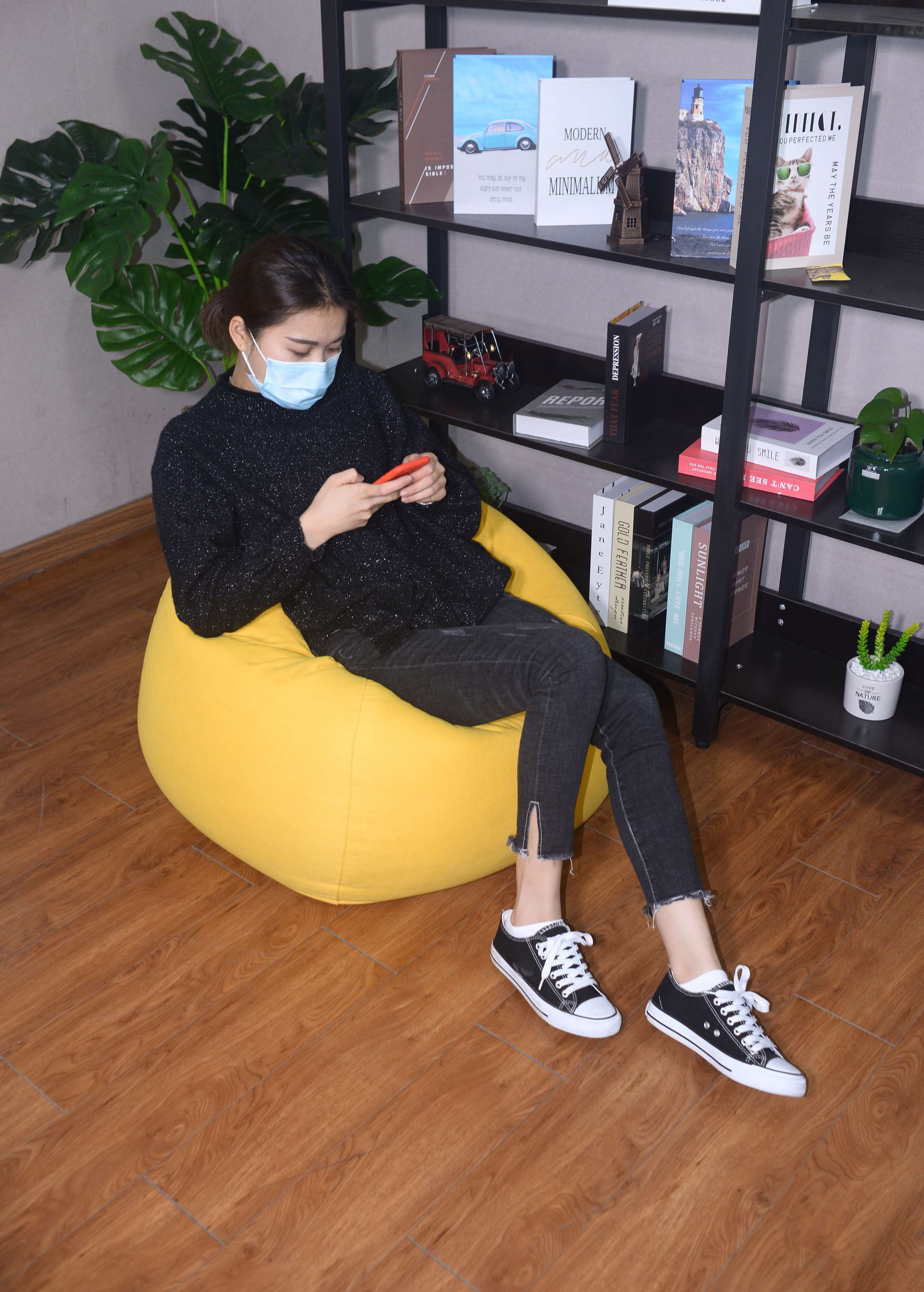 《阿雅 落日弥漫的橘》作品图