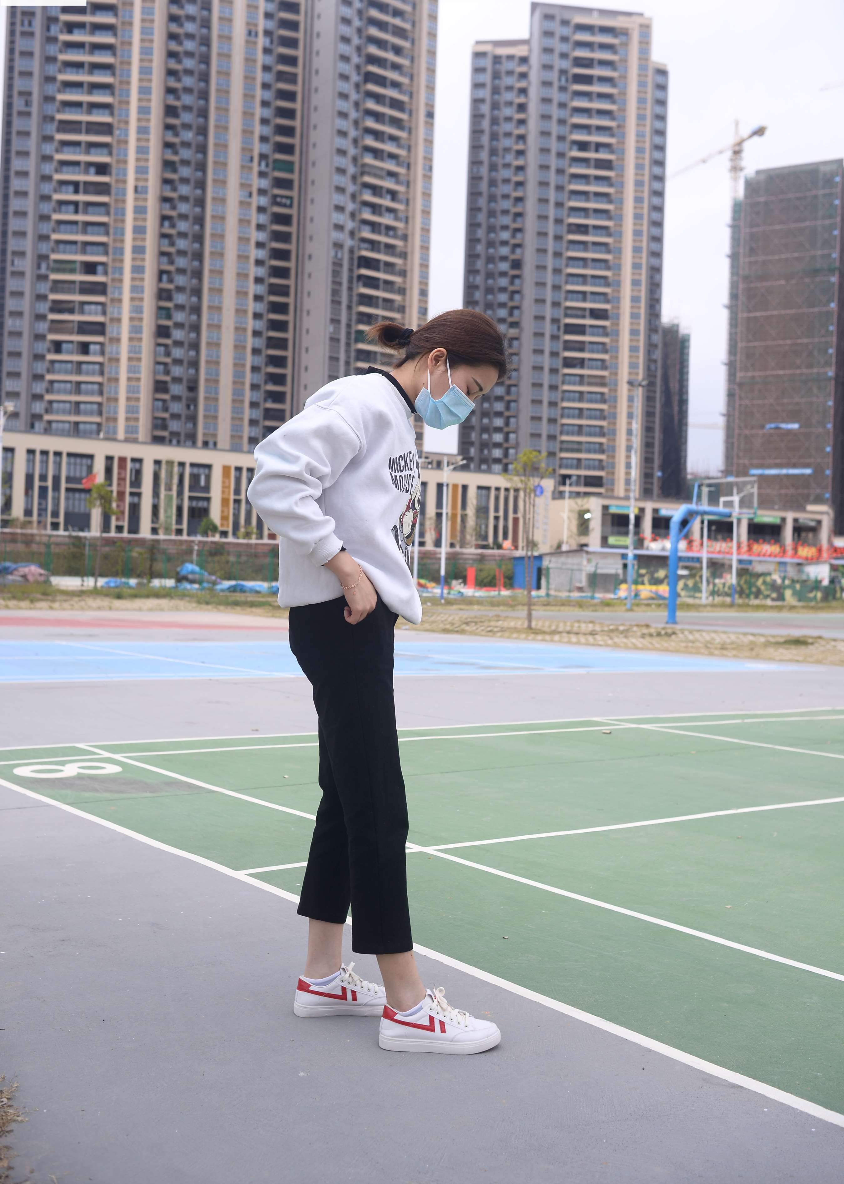 《阿雅 日子是崭新的》作品图