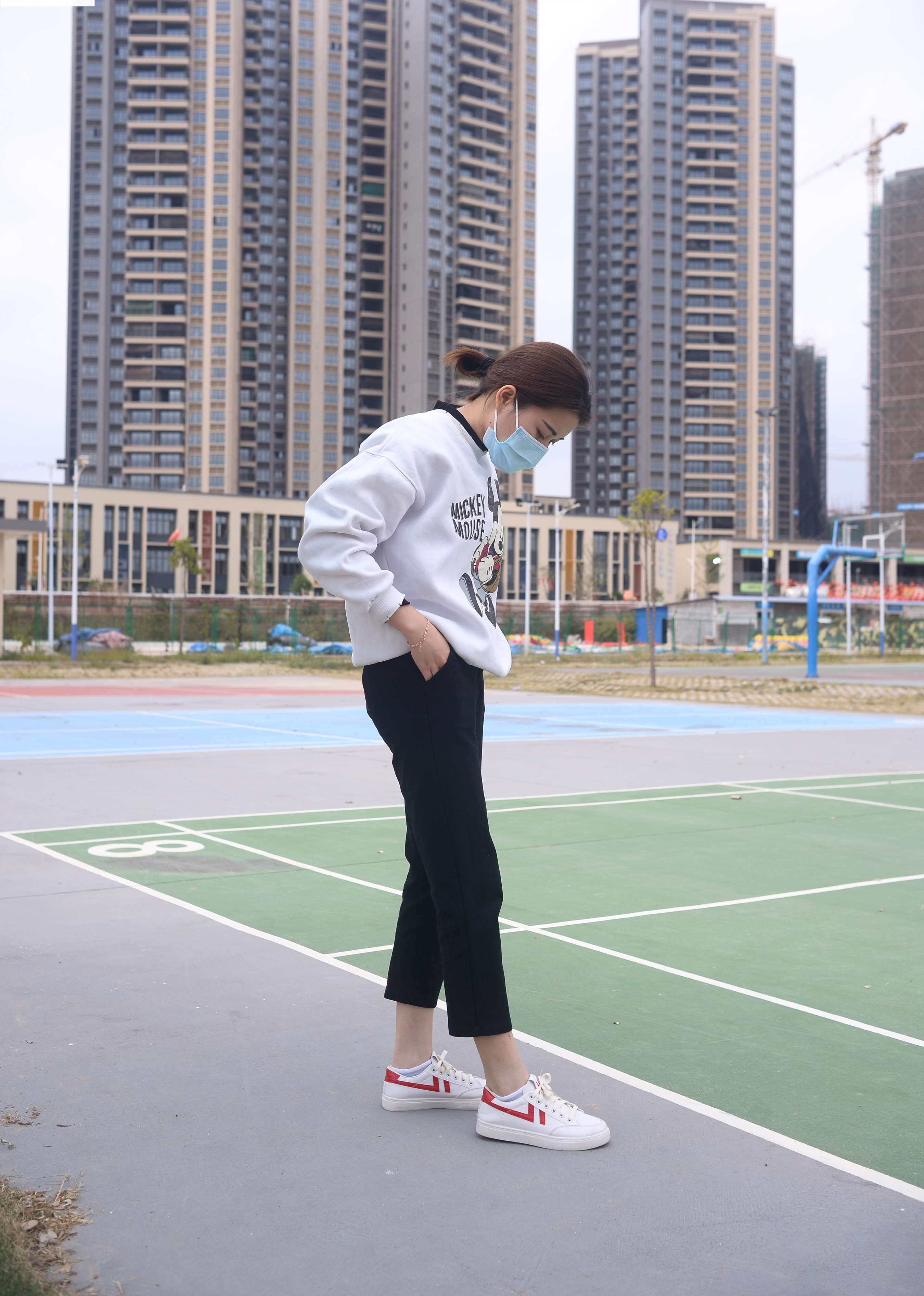 《阿雅 日子是崭新的》作品图