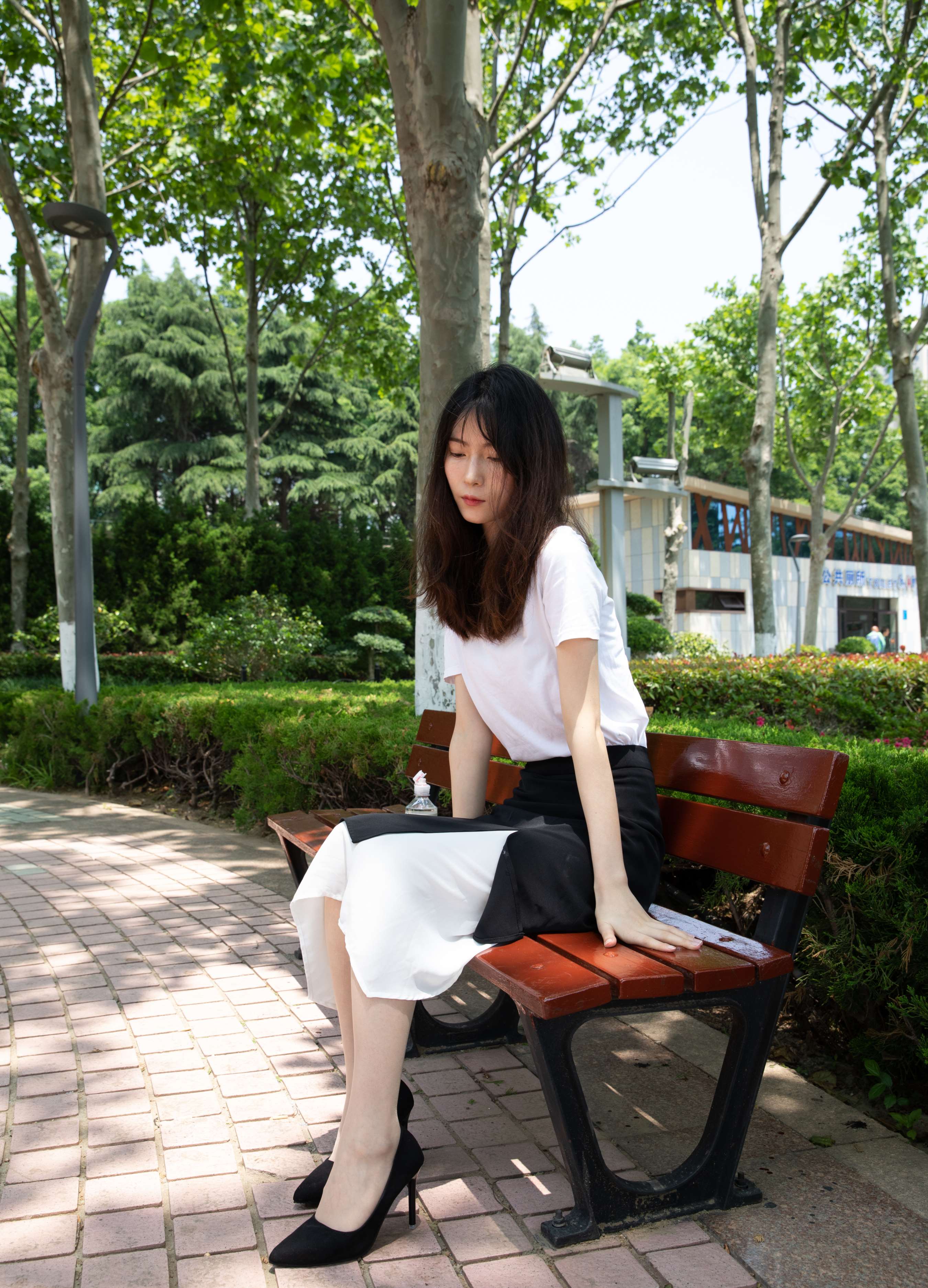 《猫耳小姐姐-夏日雨阳》作品图