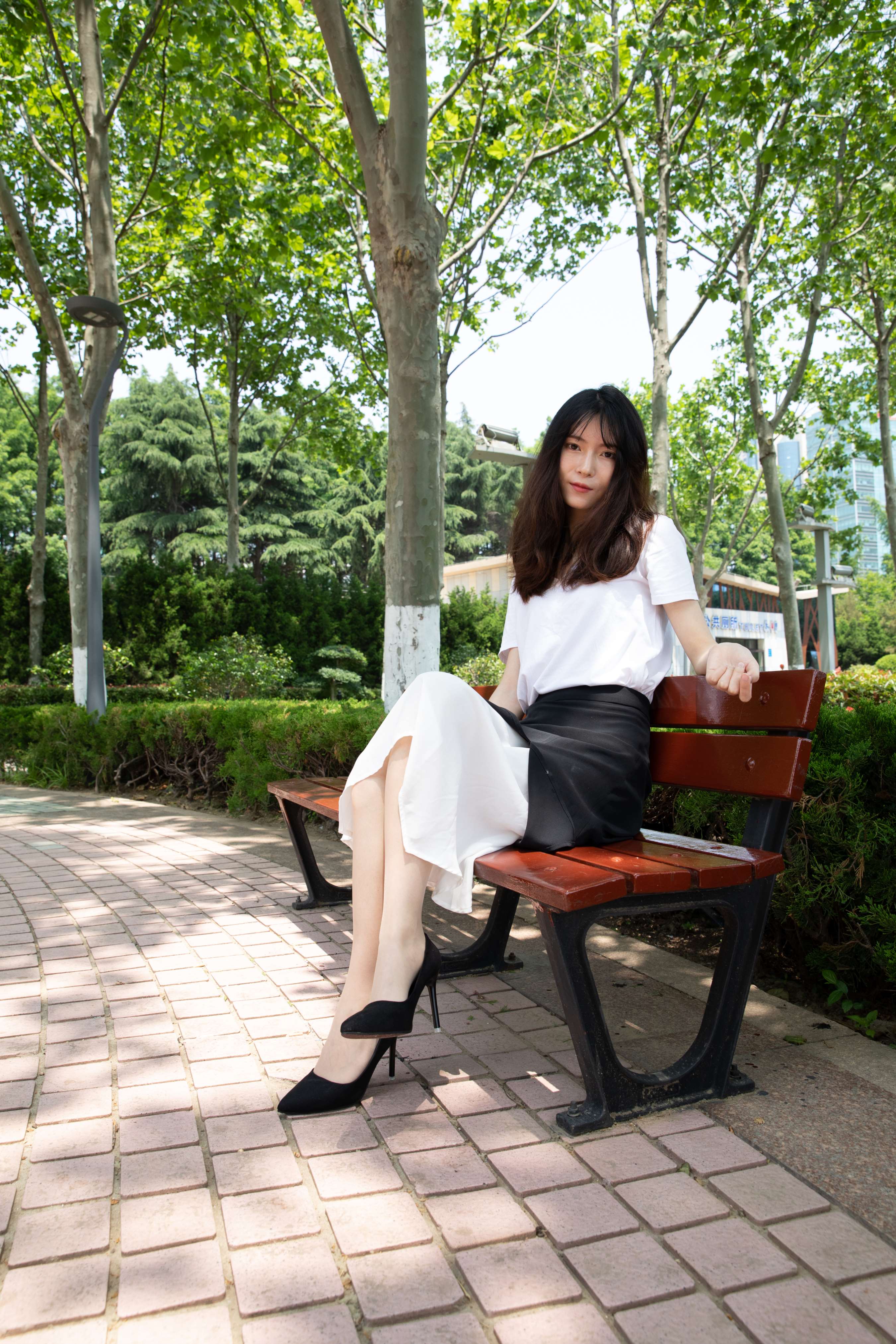 《猫耳小姐姐-夏日雨阳》作品图