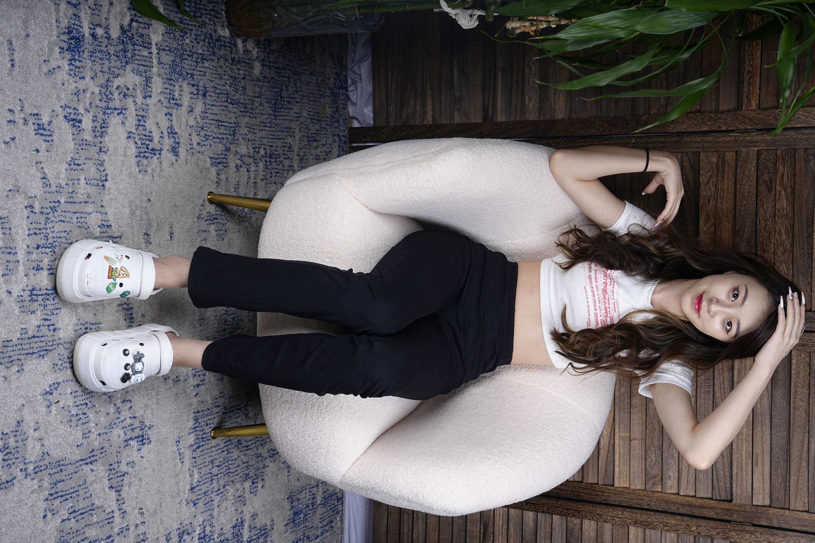 《Liyuner的性感的大脚丫》作品图