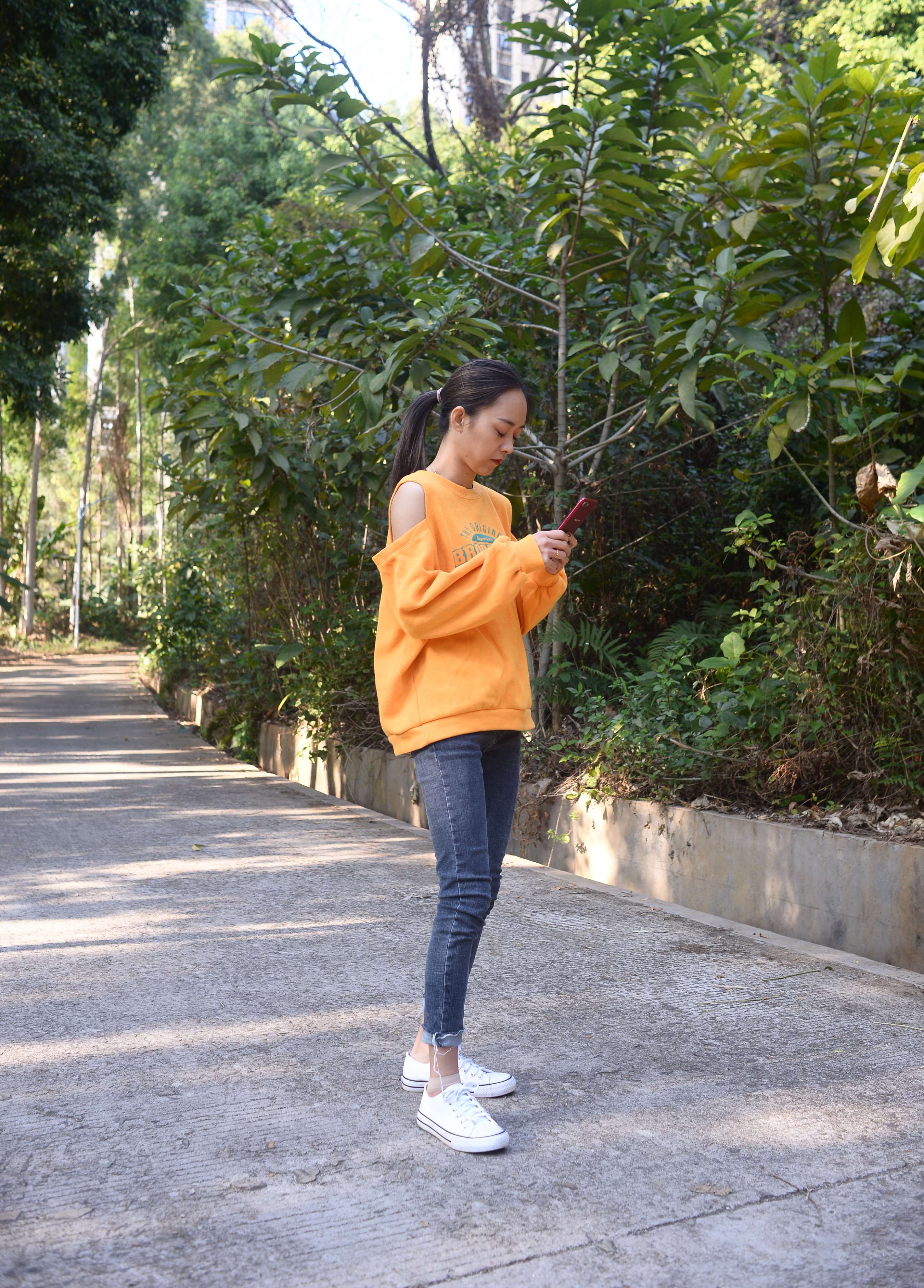 《贝贝 温暖而迟缓》作品图