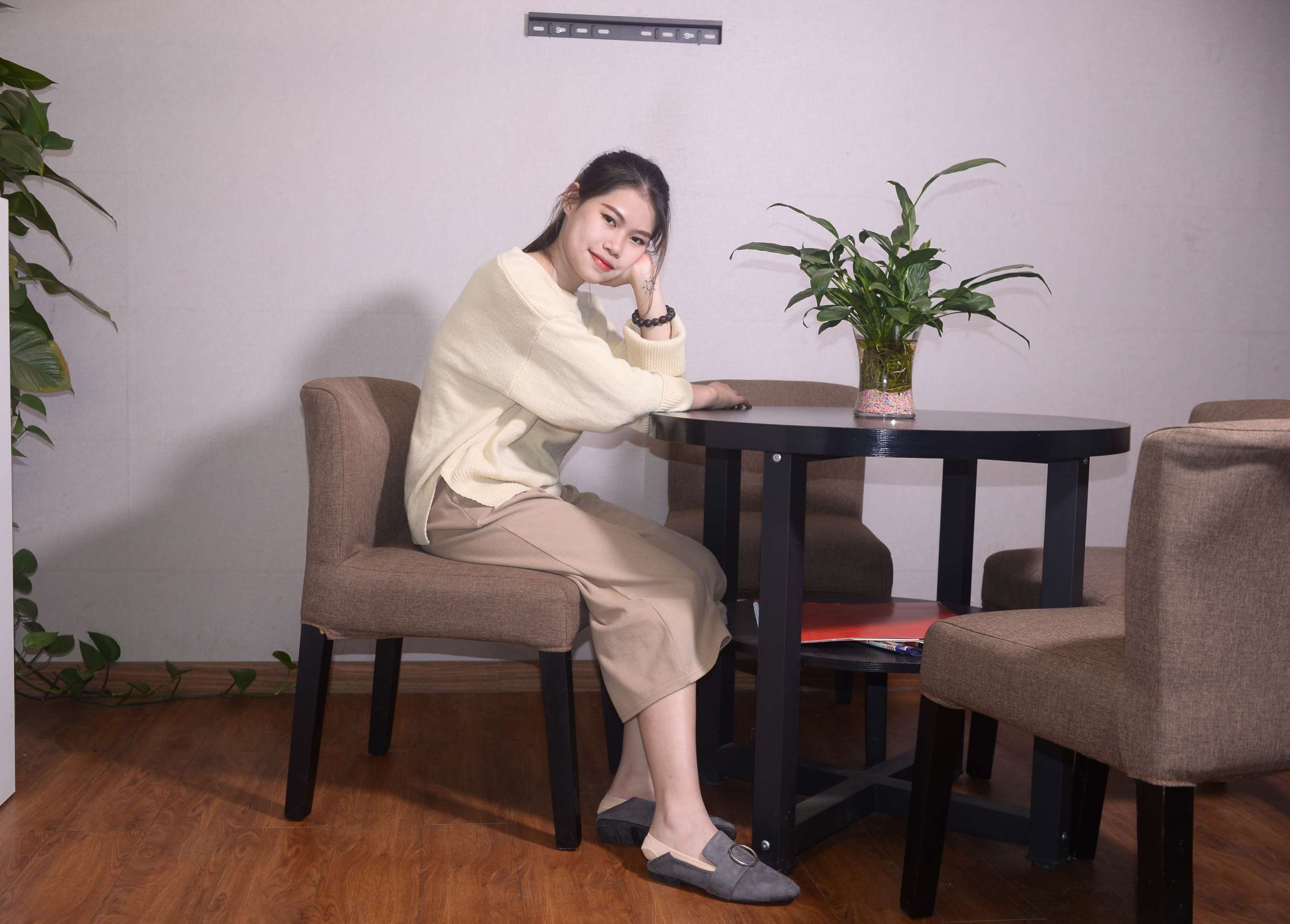 《苏瑶-夜暗方显万颗星》作品图