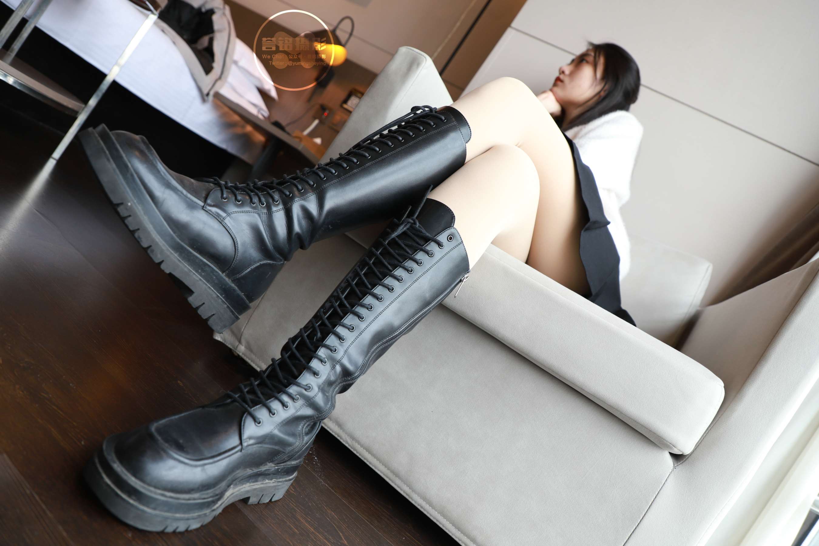 《[寄卖]名誉传媒《长靴の厚丝足》》作品图