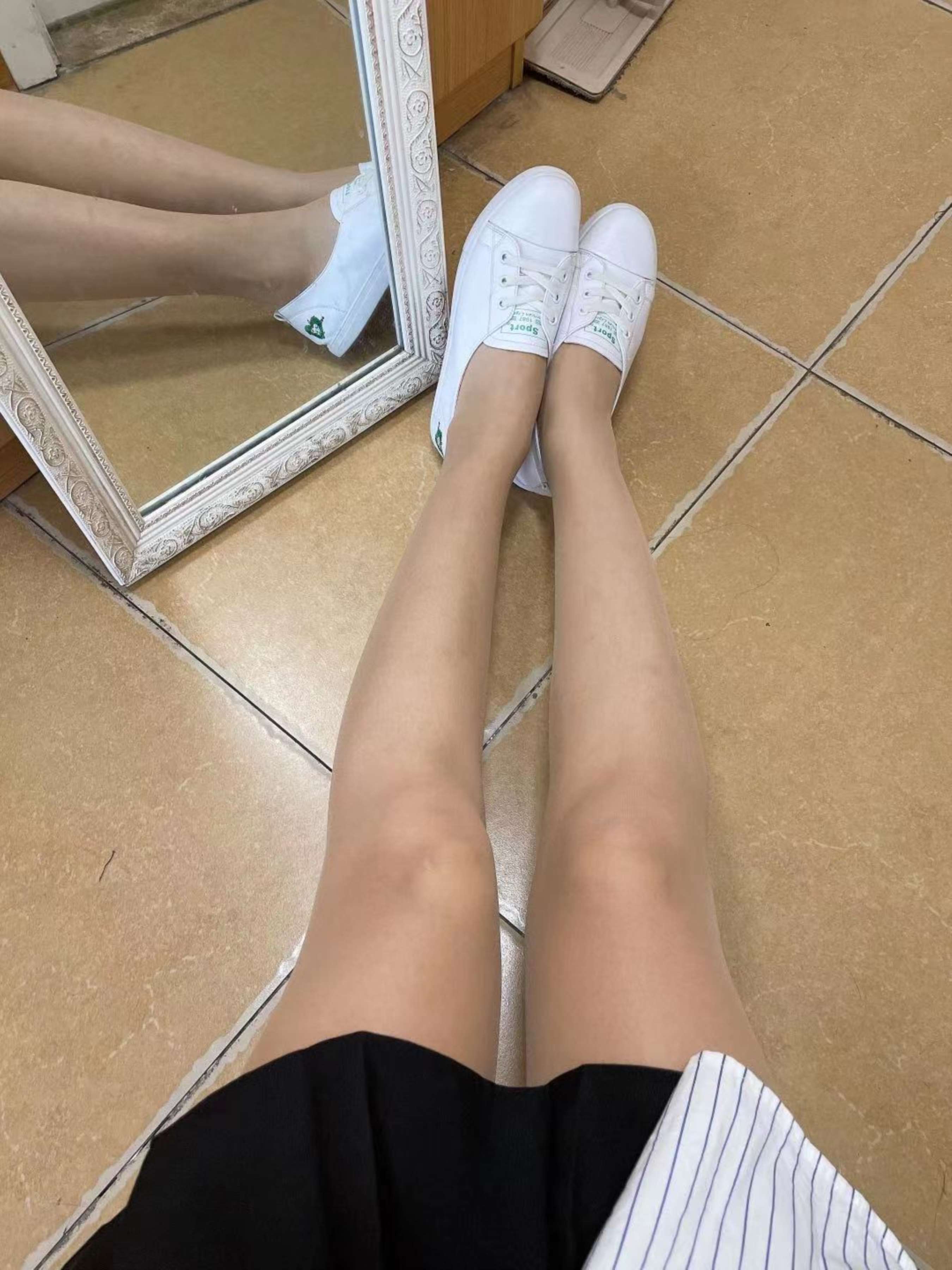 《休闲装の棉袜脚》作品图