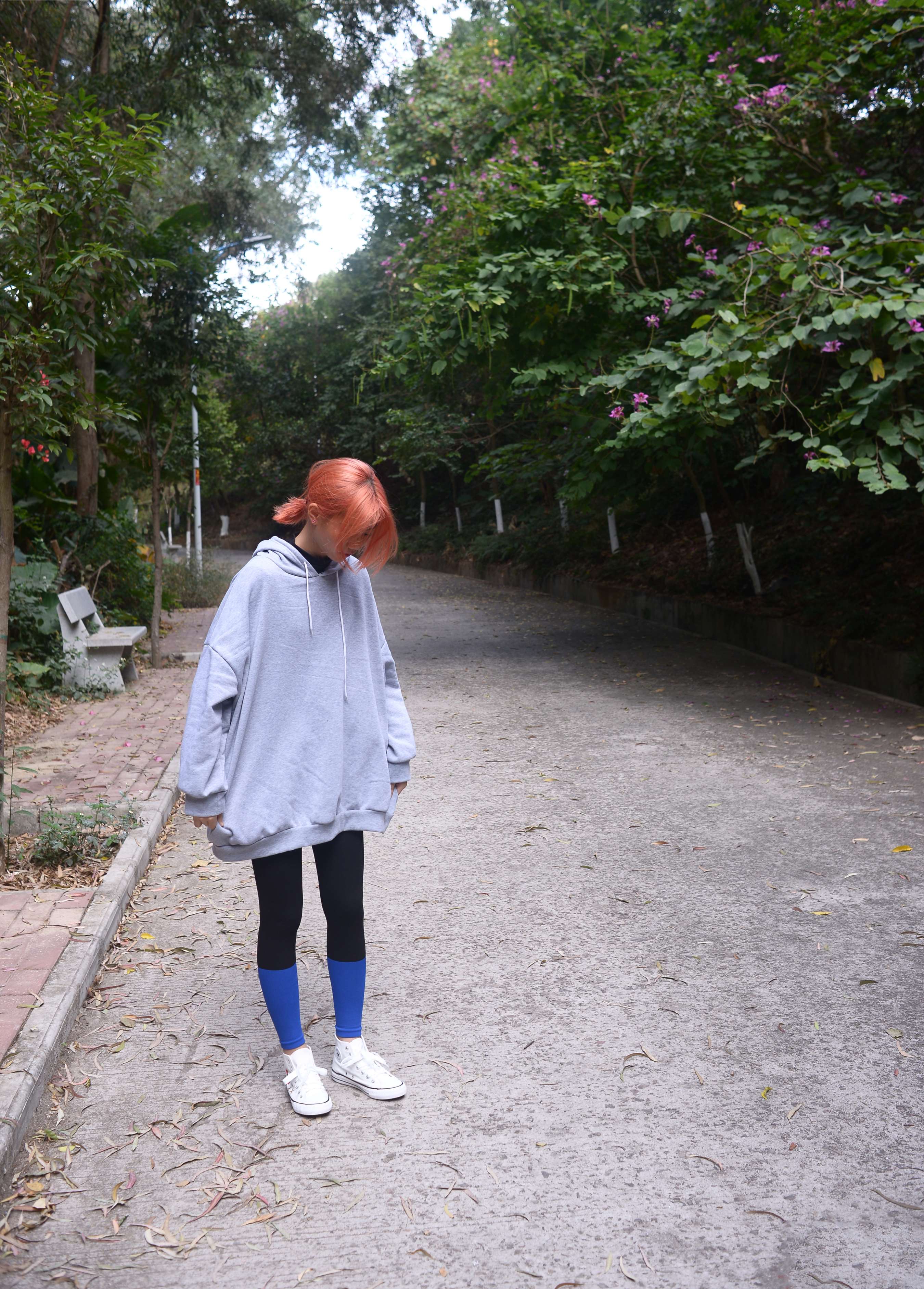 《彤彤 满目青山，载月明归》作品图