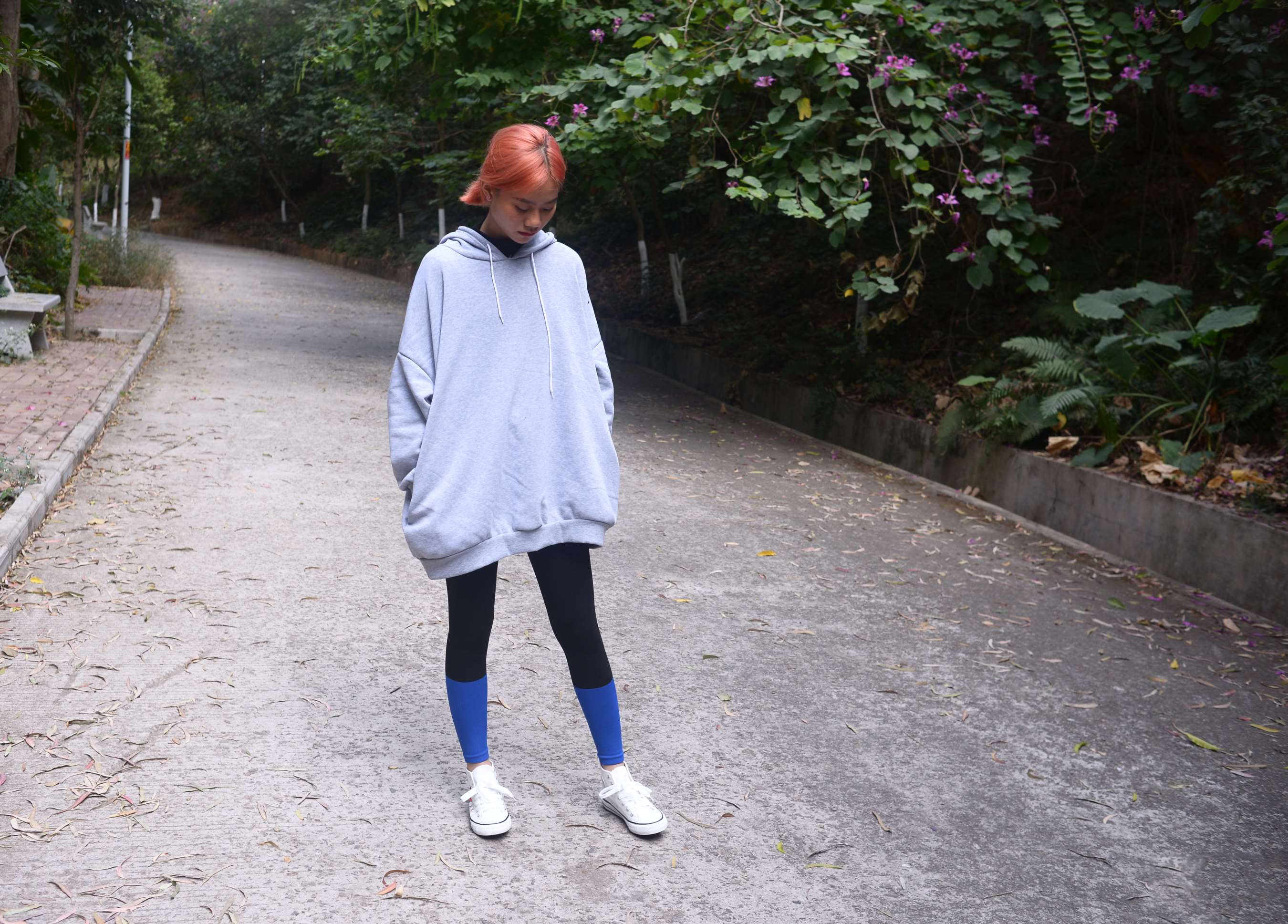 《彤彤 满目青山，载月明归》作品图