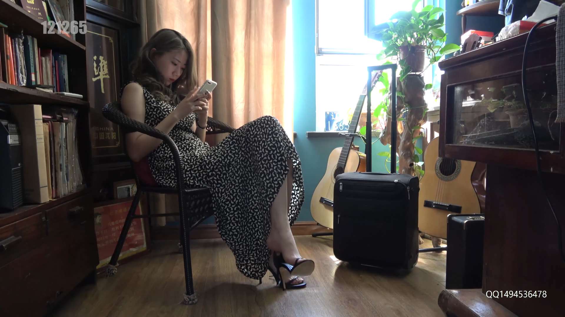 《[寄卖]-K&M-连衣裙凉高美女足秀》作品图