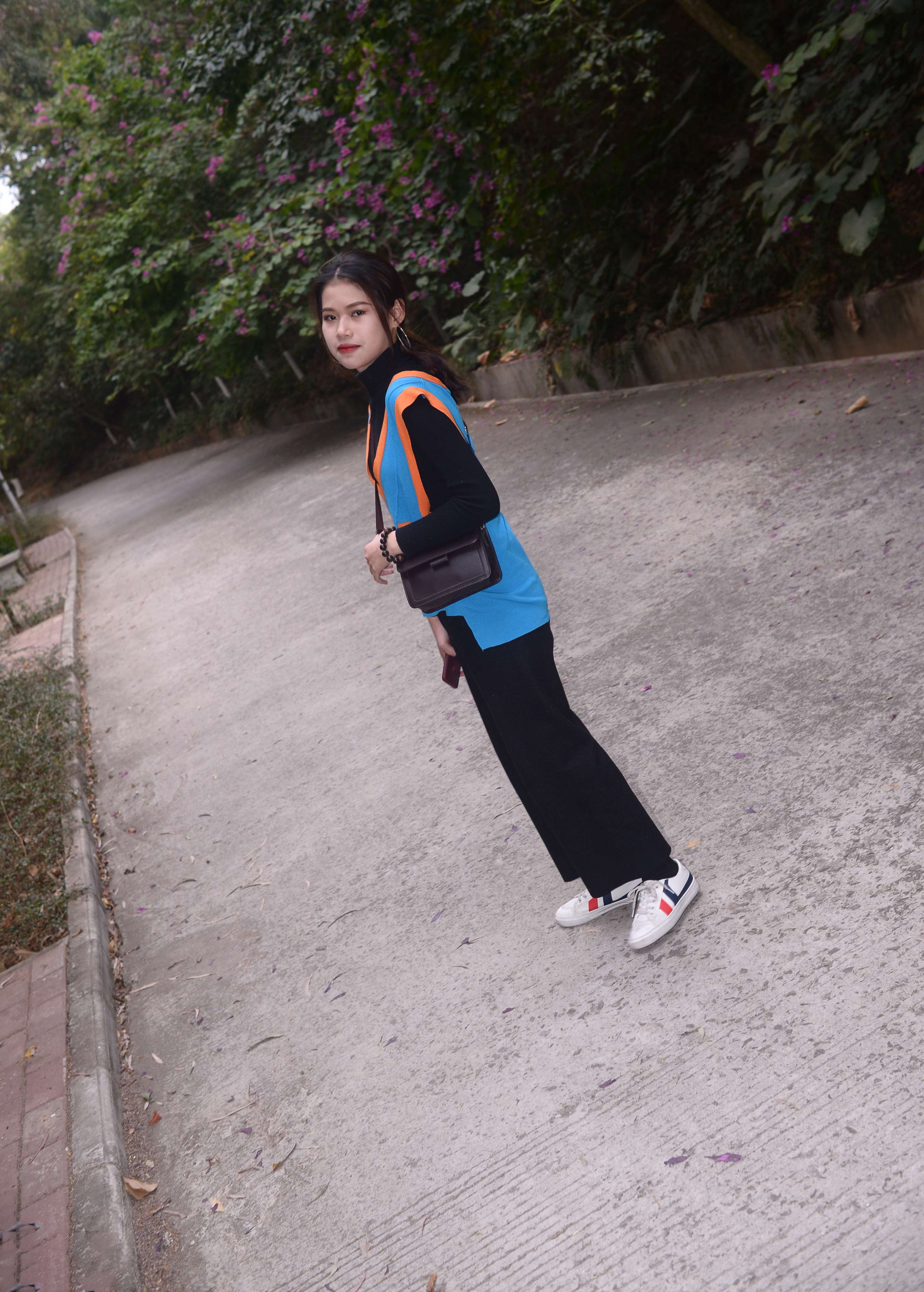 《苏瑶少女 星辰满天》作品图