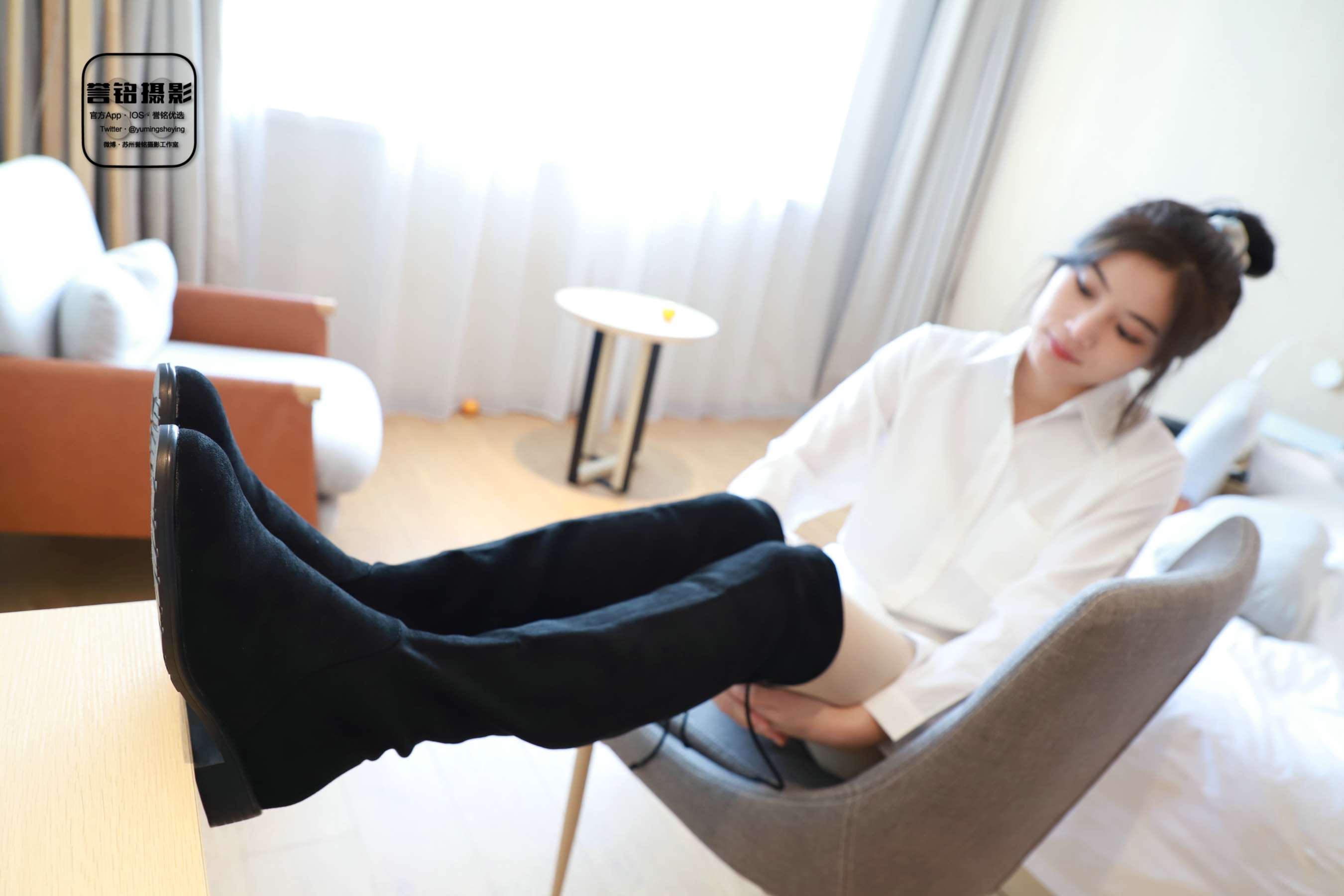 《[寄卖]誉铭传媒《长靴の丝袜脚》》作品图