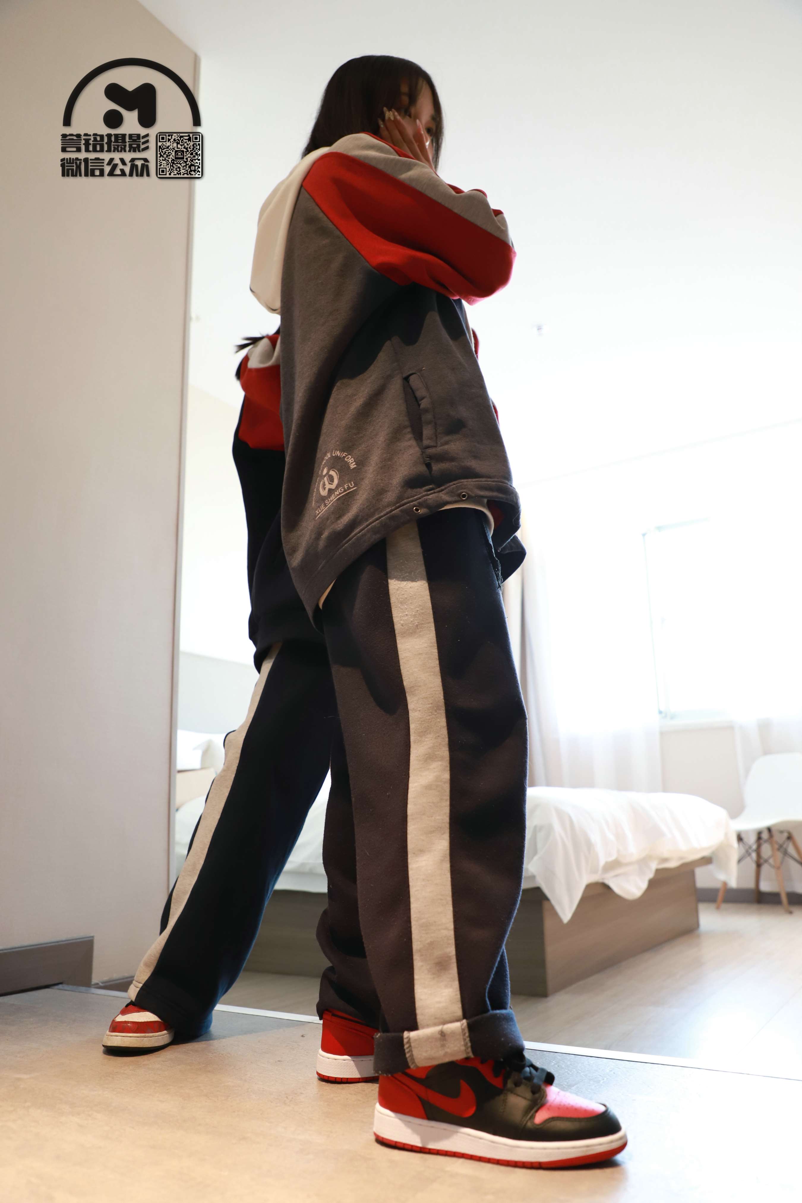 《[寄卖]誉铭传媒《校服姐妹花的棉袜脚》》作品图