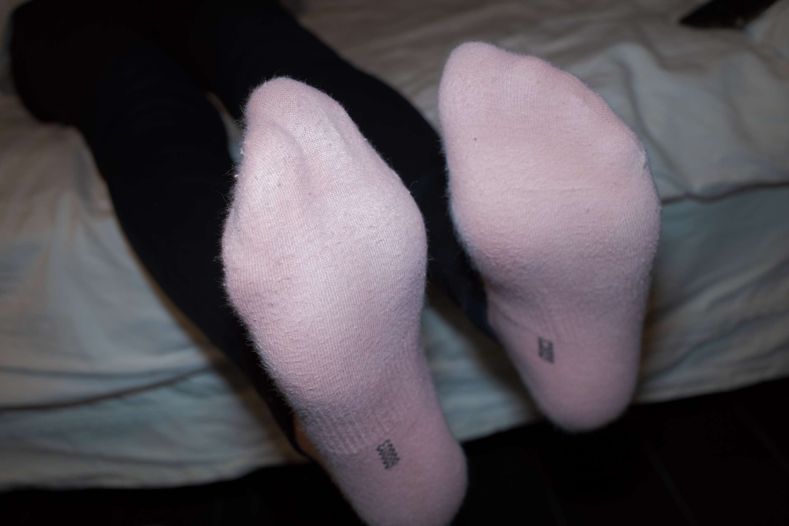 《毛衣の灰丝脚》作品图