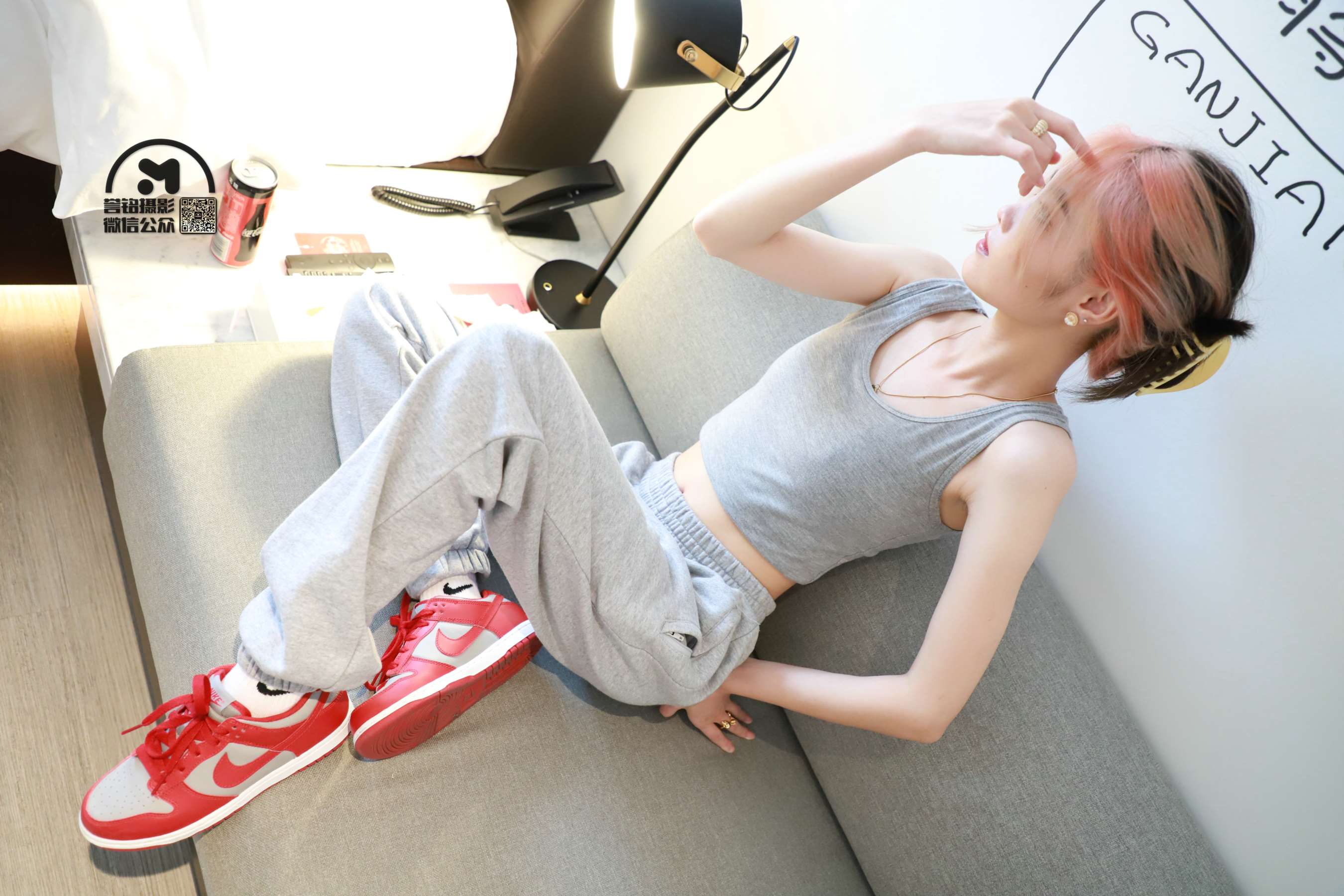 《[寄卖]誉铭传媒《少女板鞋の棉袜脚》》作品图