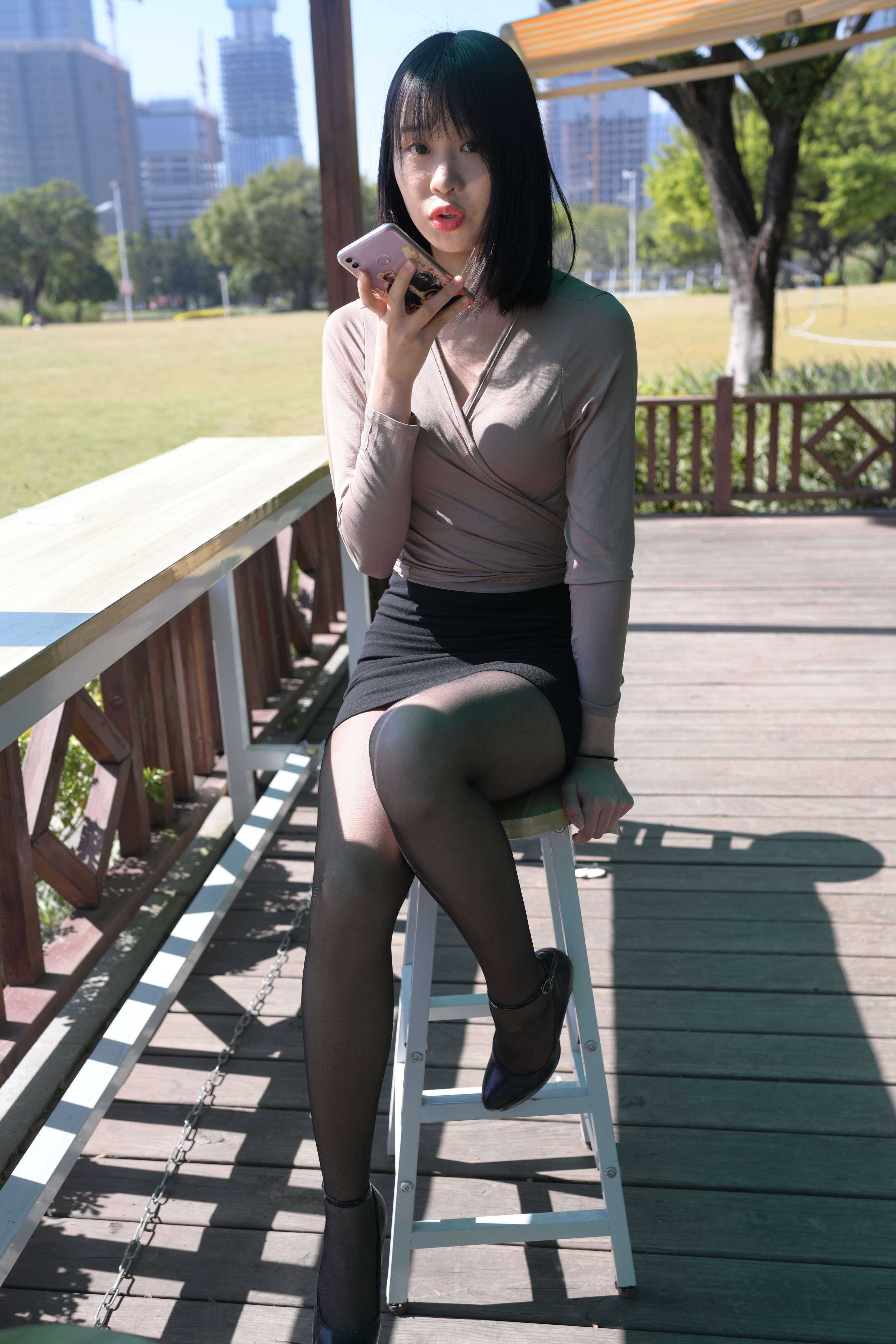 《学姐周末的日常》作品图