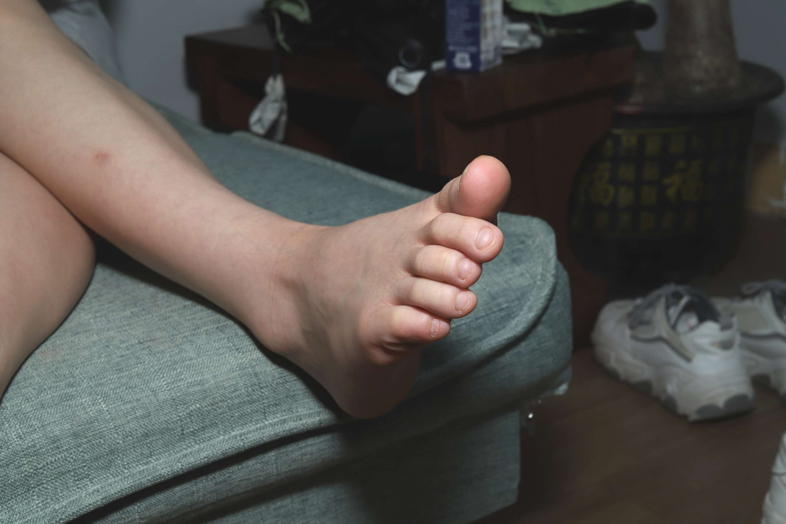 《小敏非常有表现力的37码修长脚丫》作品图