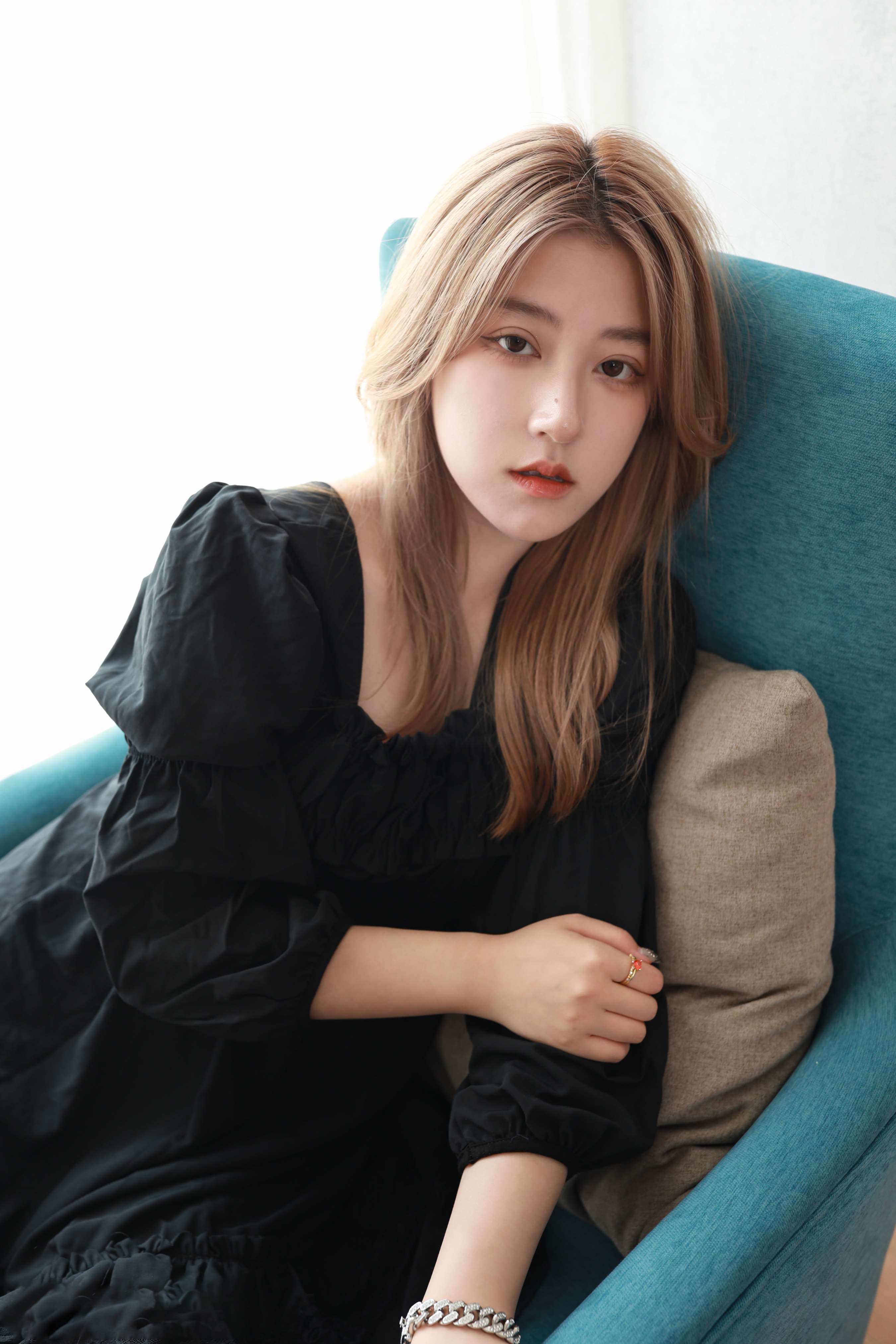 《小米酱棉袜の裸足》作品图