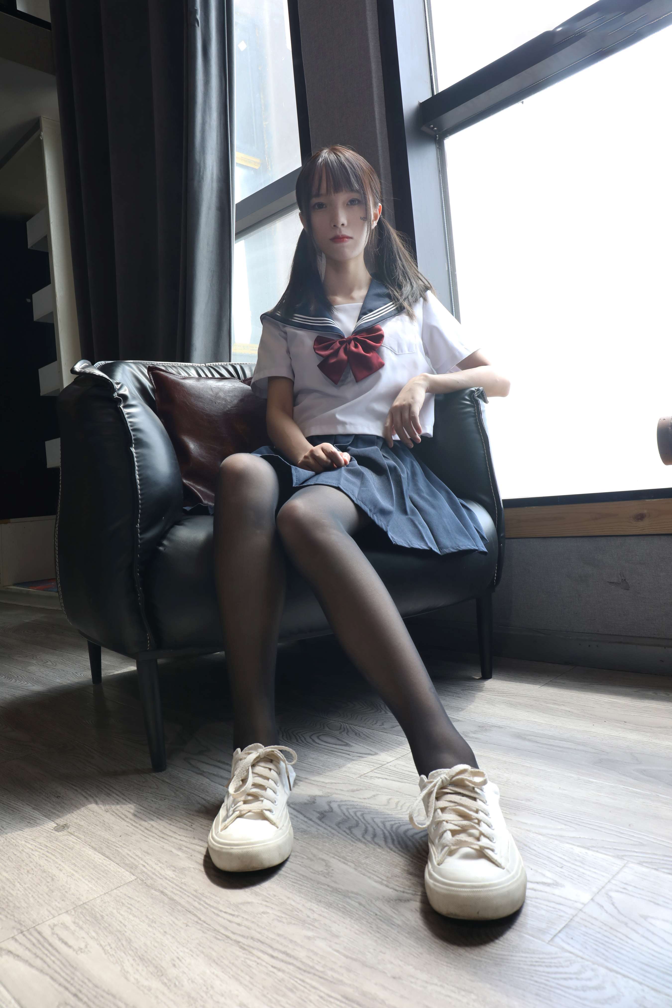 《樱子JK风の黑丝足》作品图