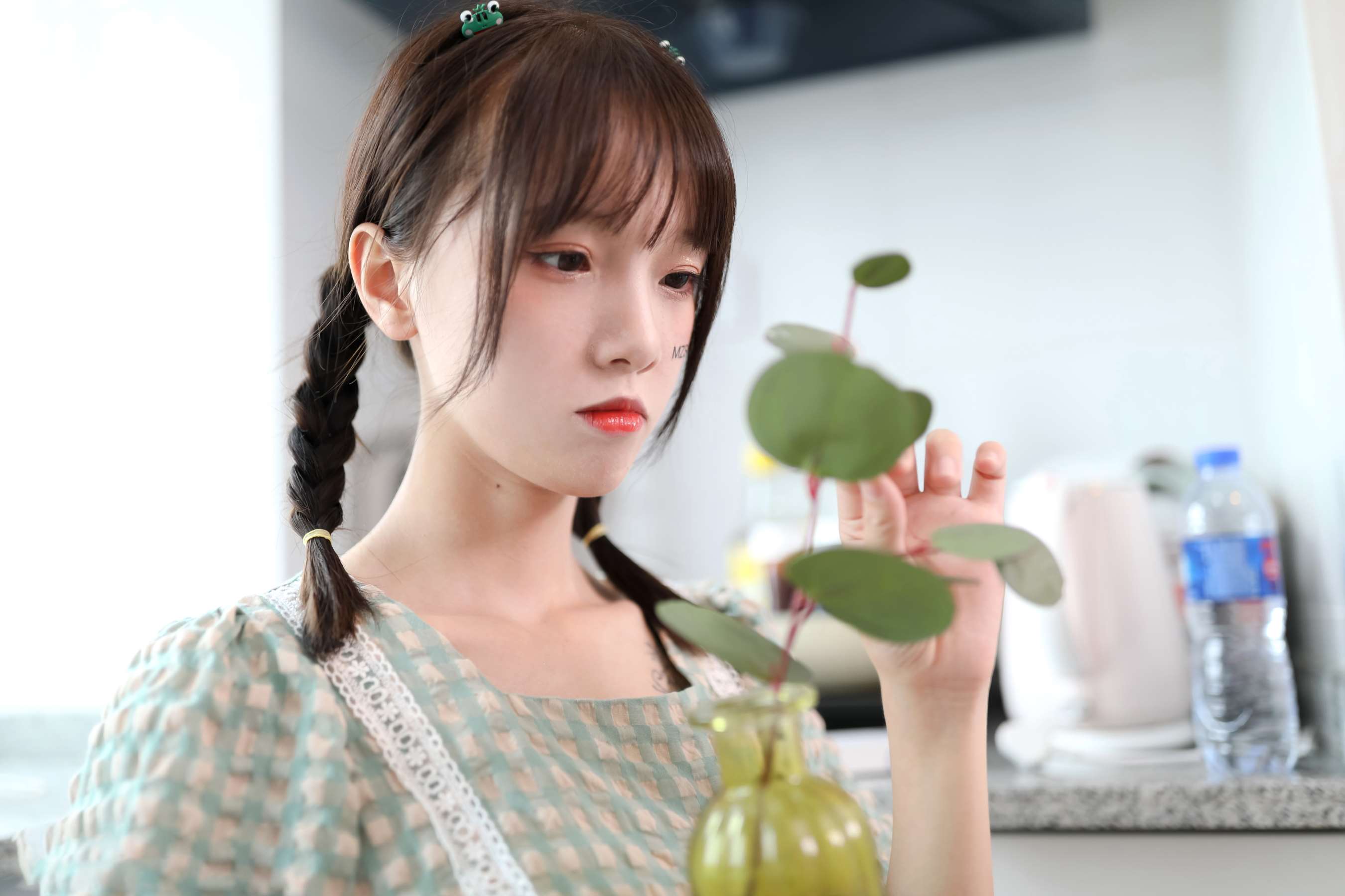 《樱子格子群の棉袜嫩足》作品图