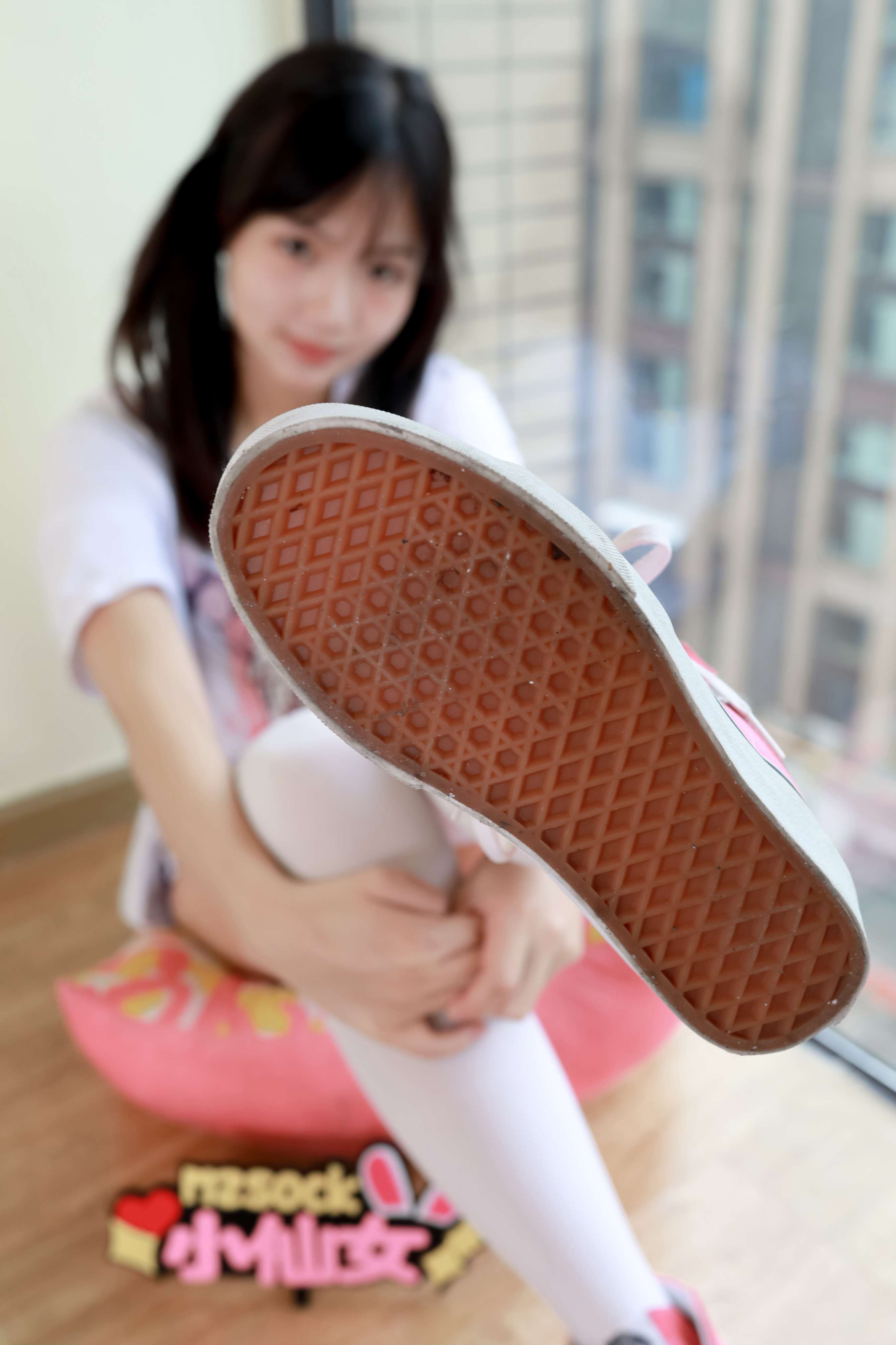 《小麦的脏白丝足》作品图