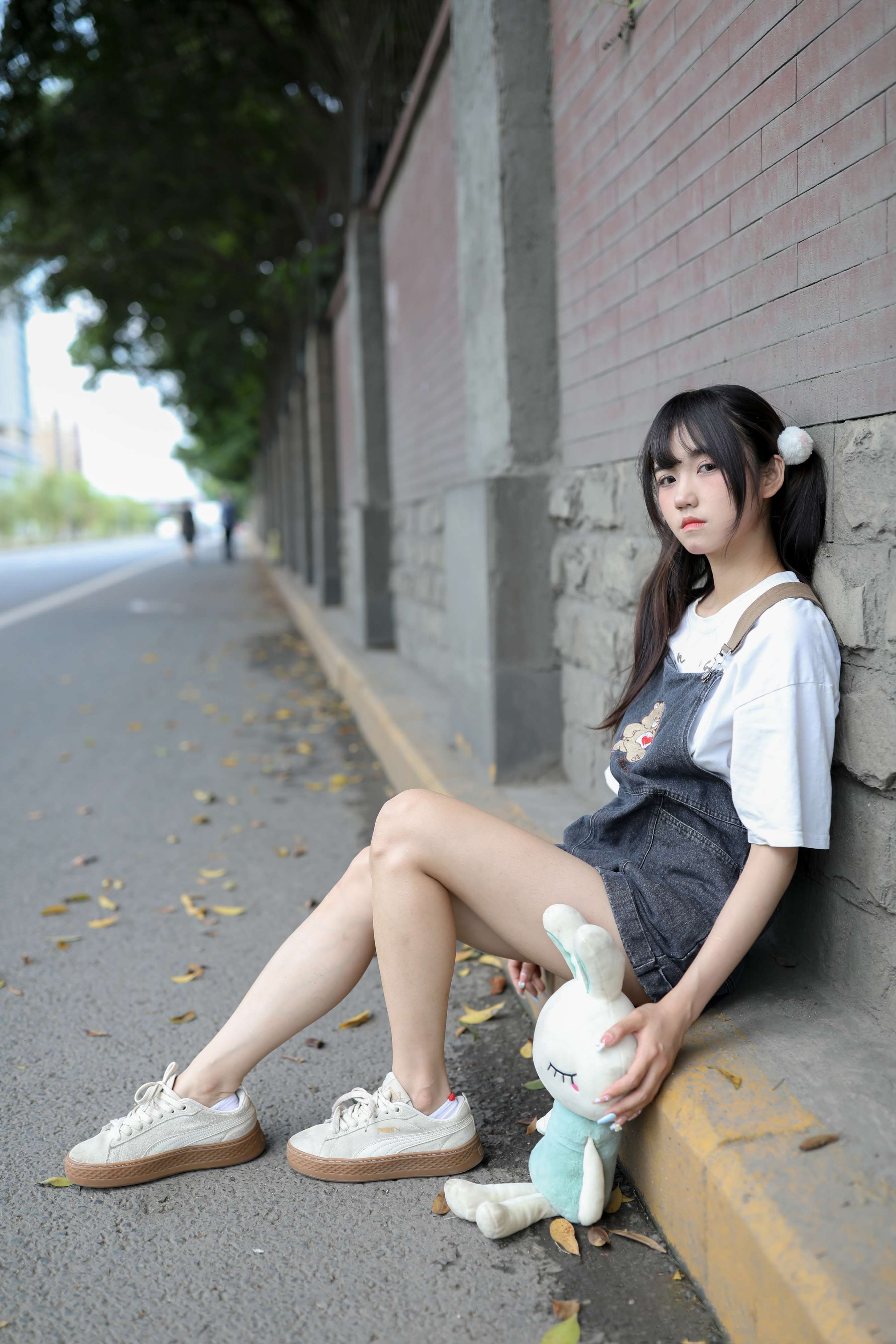 《莹莹船袜脚》作品图