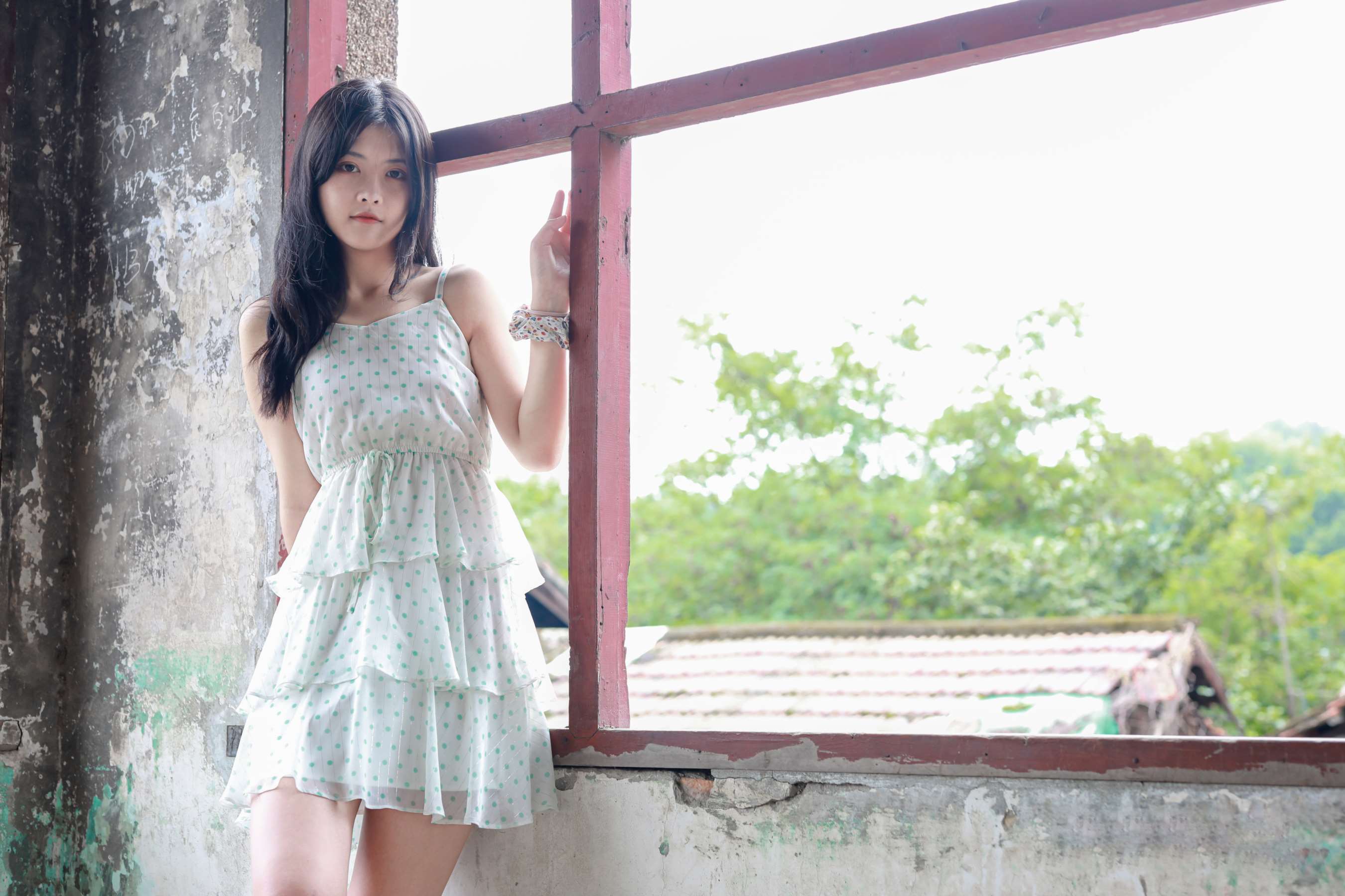 《美琳废旧候车室展棉袜》作品图