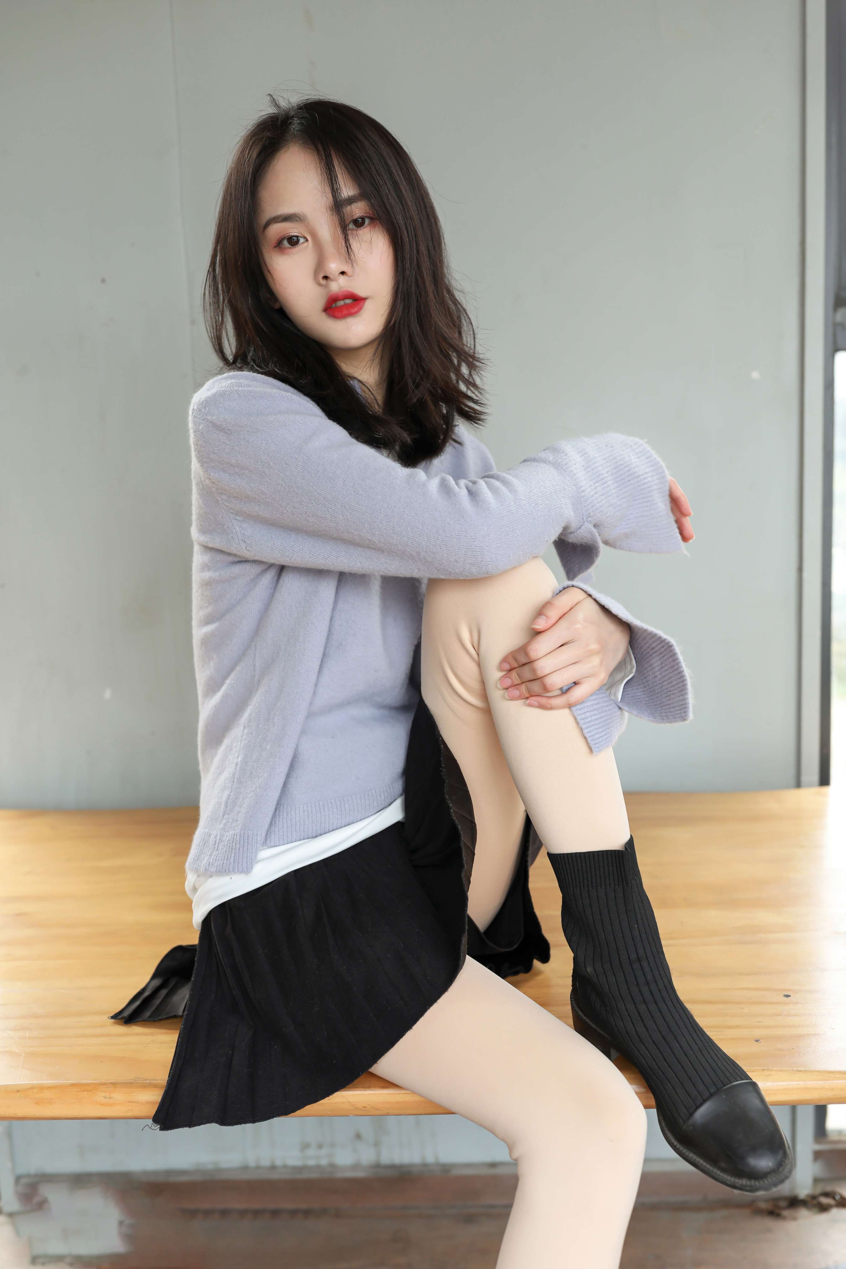 《雨沫嫩足玩糖果》作品图