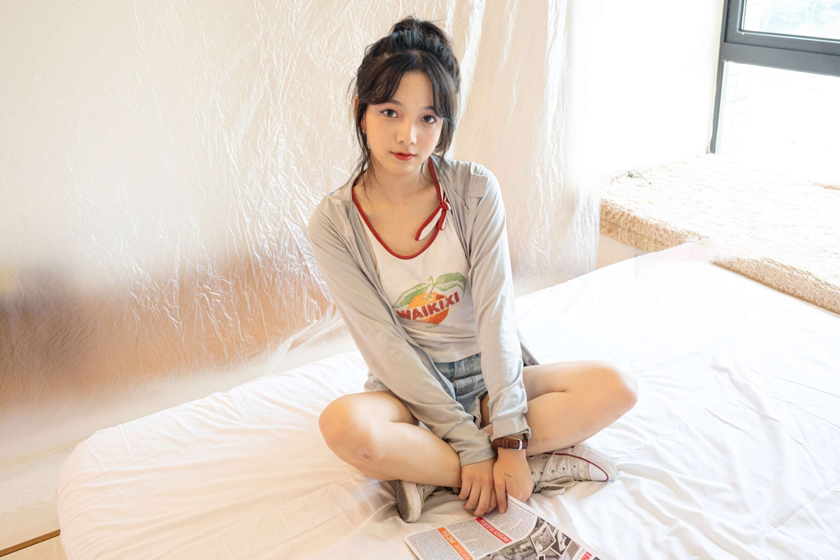 《天天帆布鞋の棉袜脚》作品图