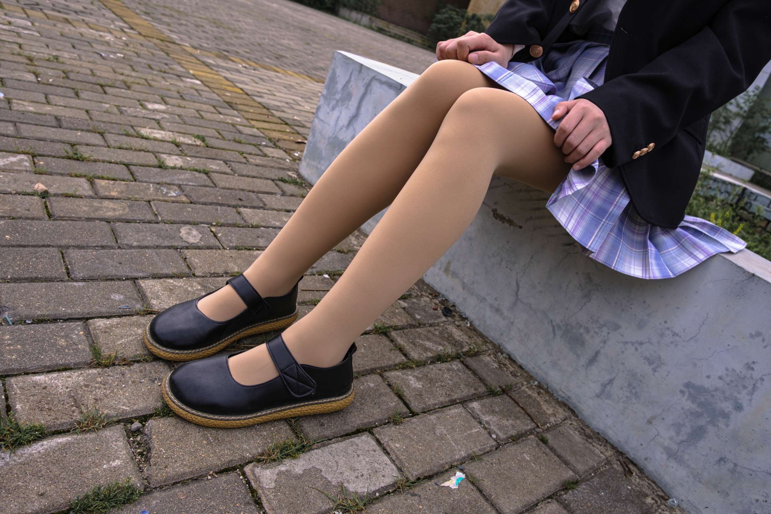 《日系JK制服の厚丝足》作品图