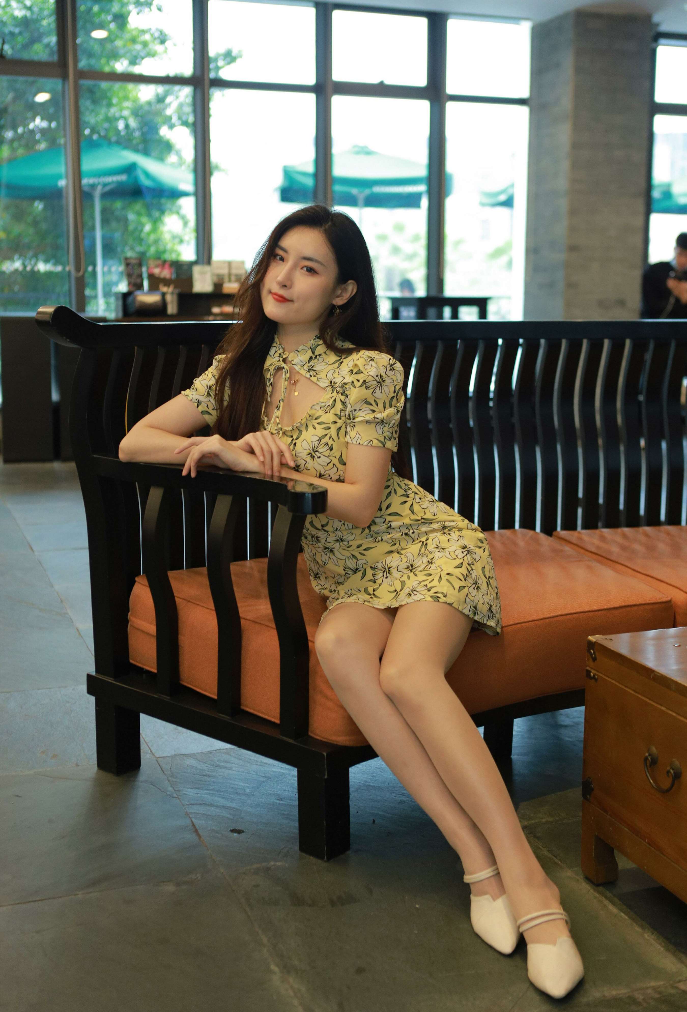 《小宝长腿连衣裙》作品图