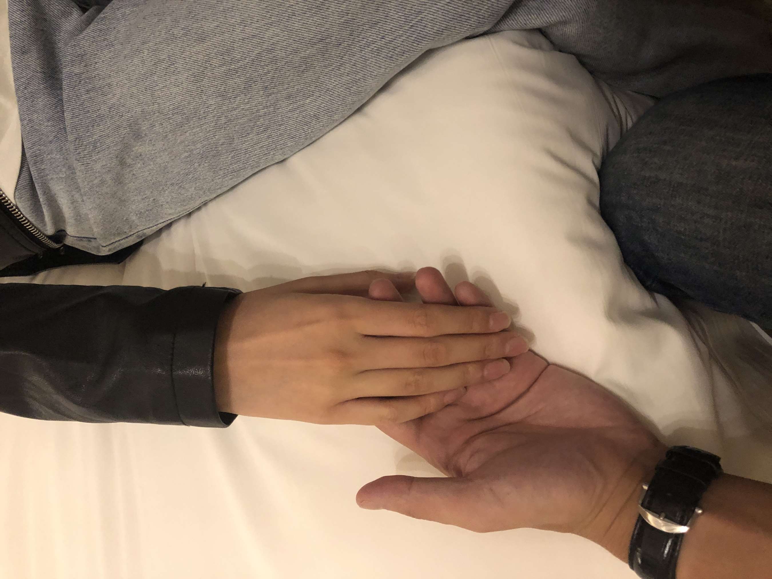 《超可爱00后圆脸妹妹的灵活裸足》作品图