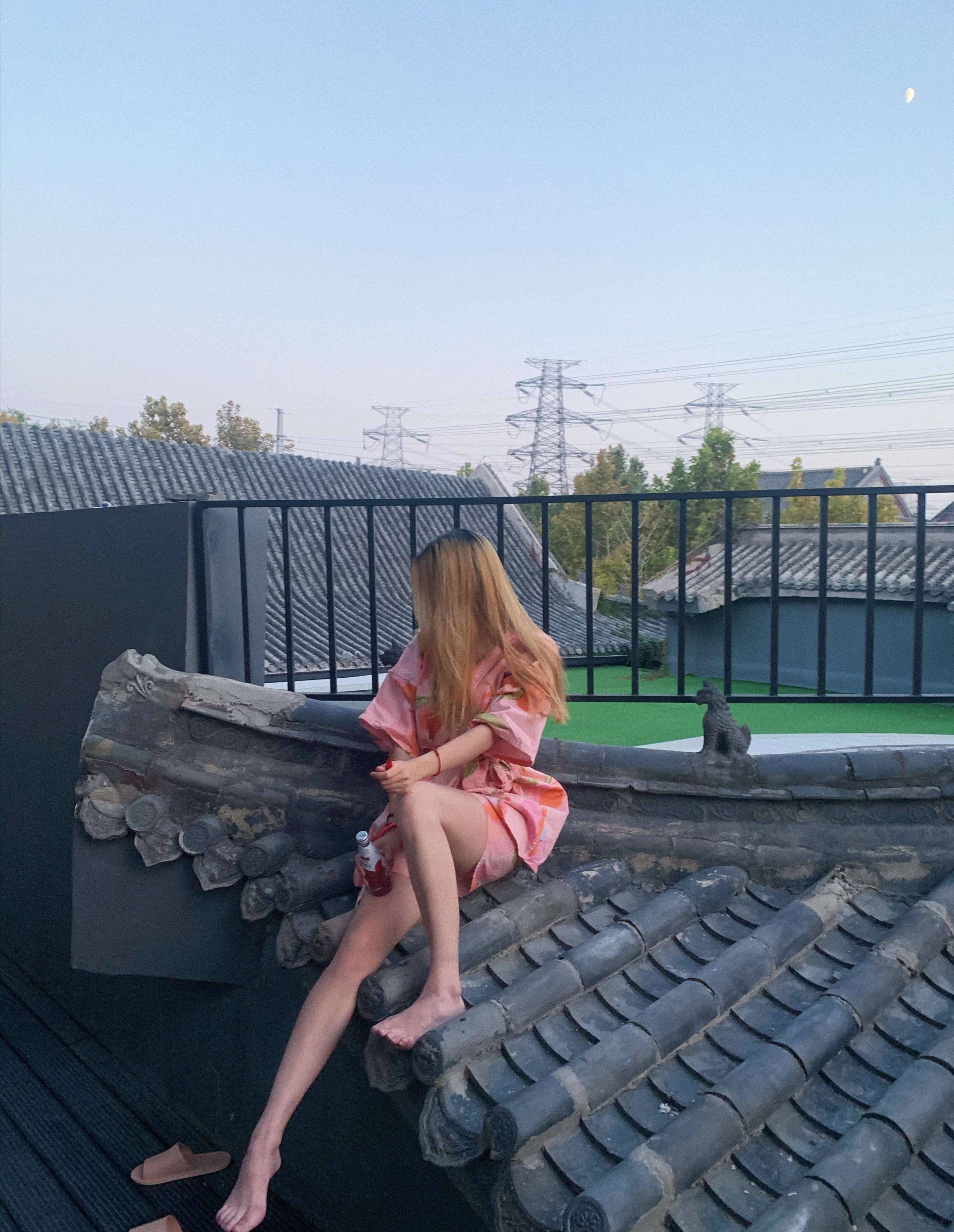 《传媒学院小姐姐的红润脚底第一弹》作品图