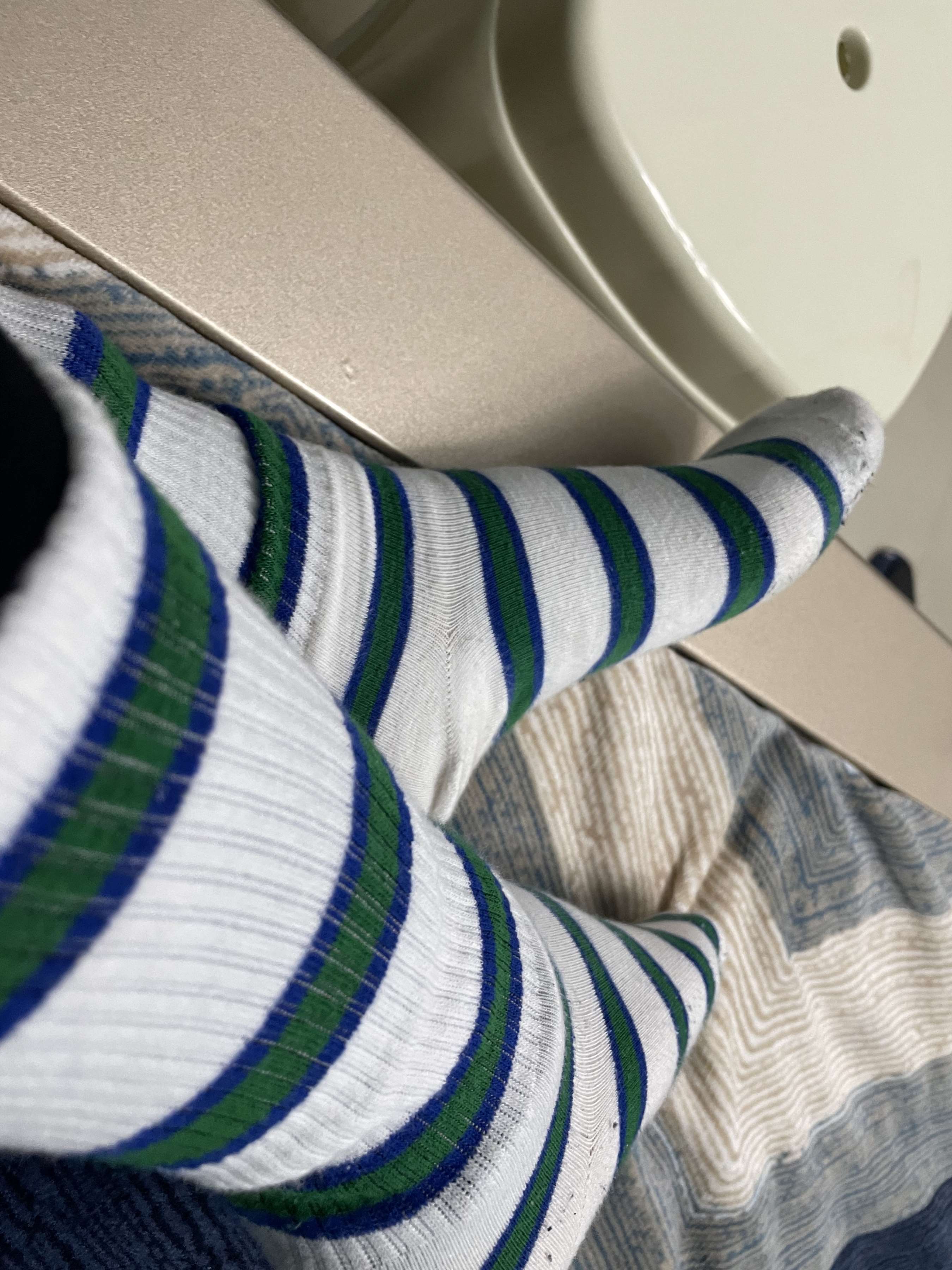 《少女板鞋の棉袜聚合》作品图