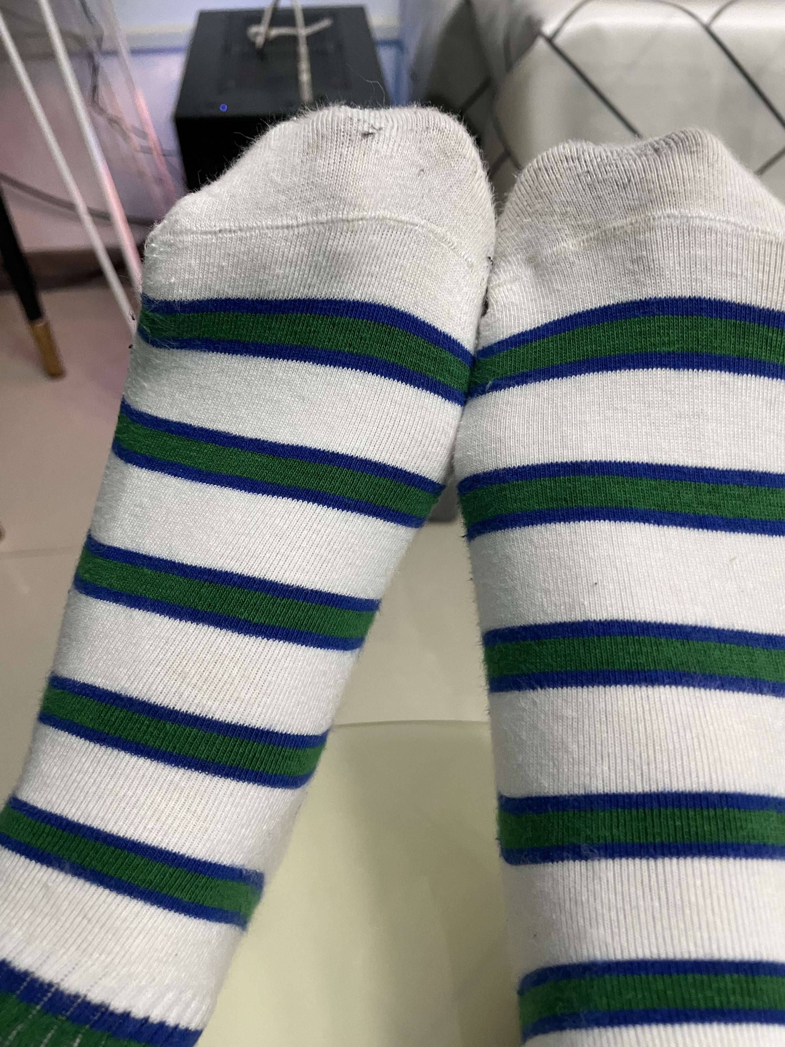 《少女板鞋の棉袜聚合》作品图