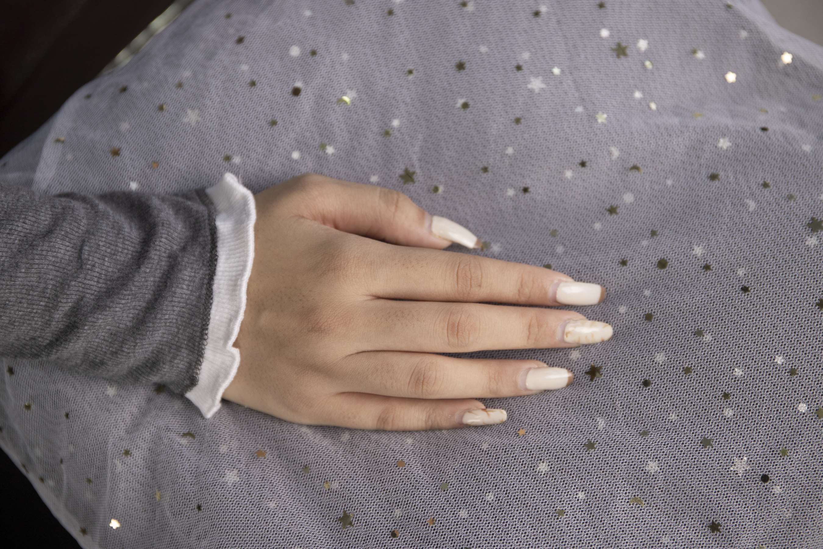 《柳柳二趾长美脚真性感，非常有气质的女生》作品图