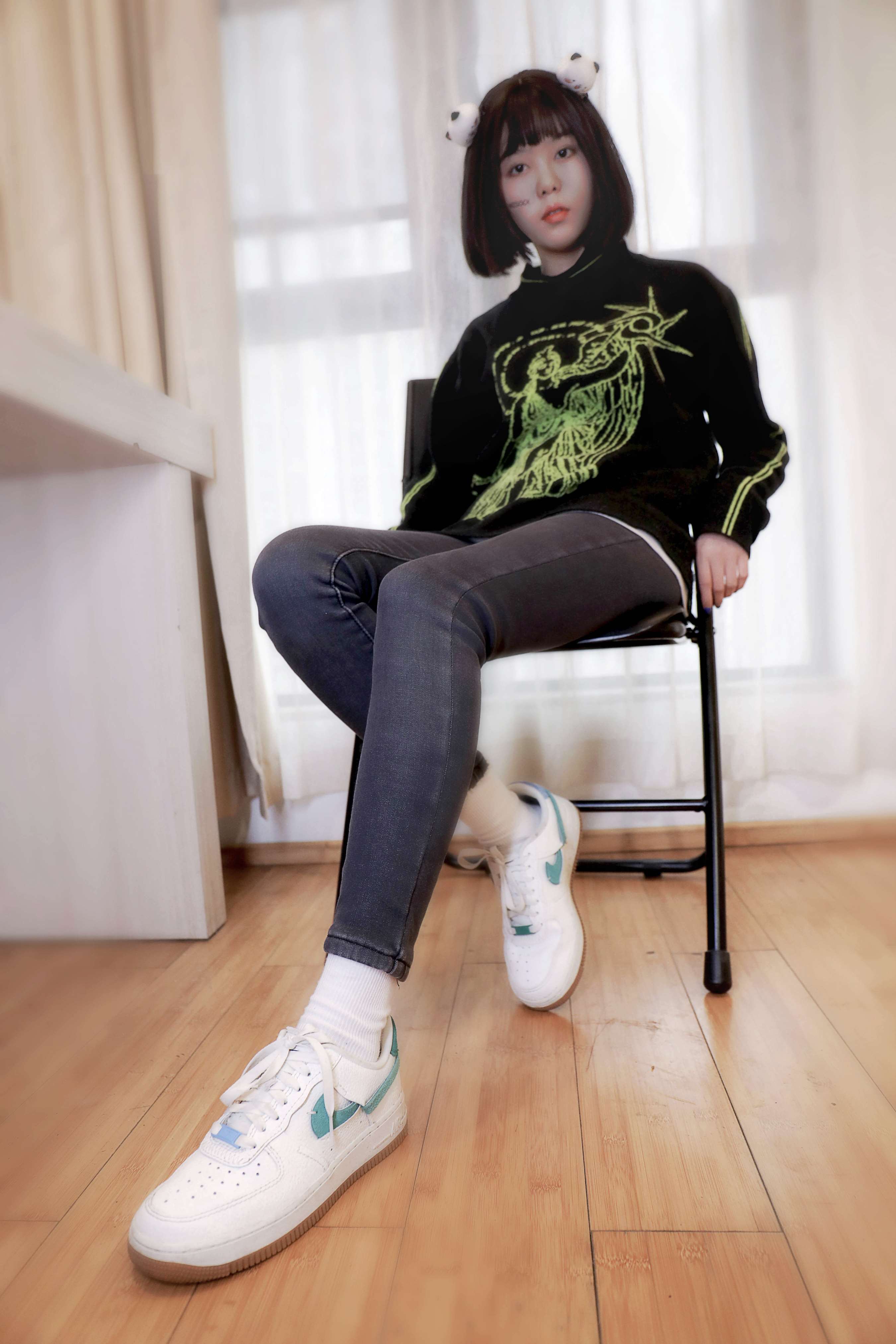 《安妮板鞋の白棉袜》作品图