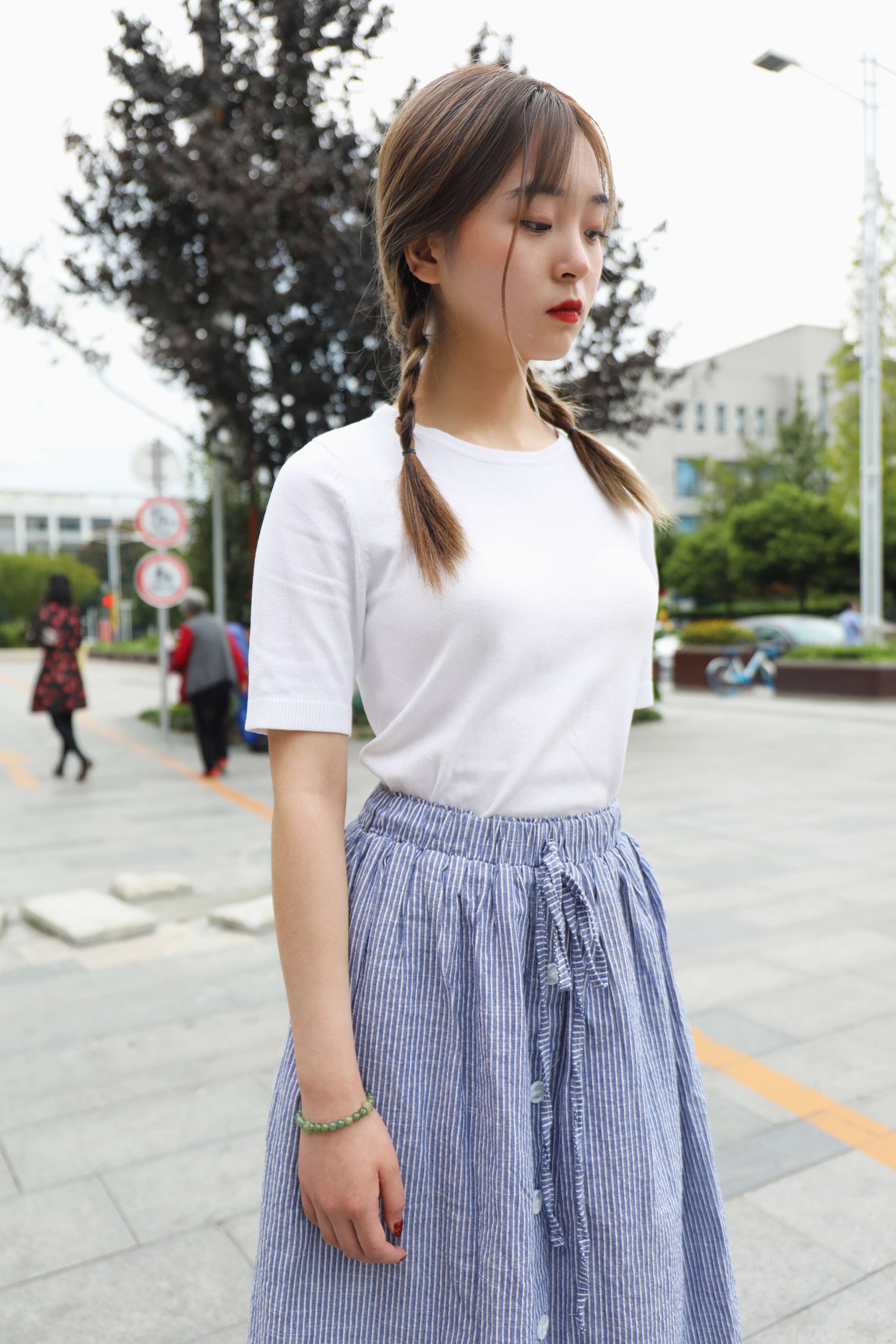 《梦琪天台展船袜脚丫》作品图