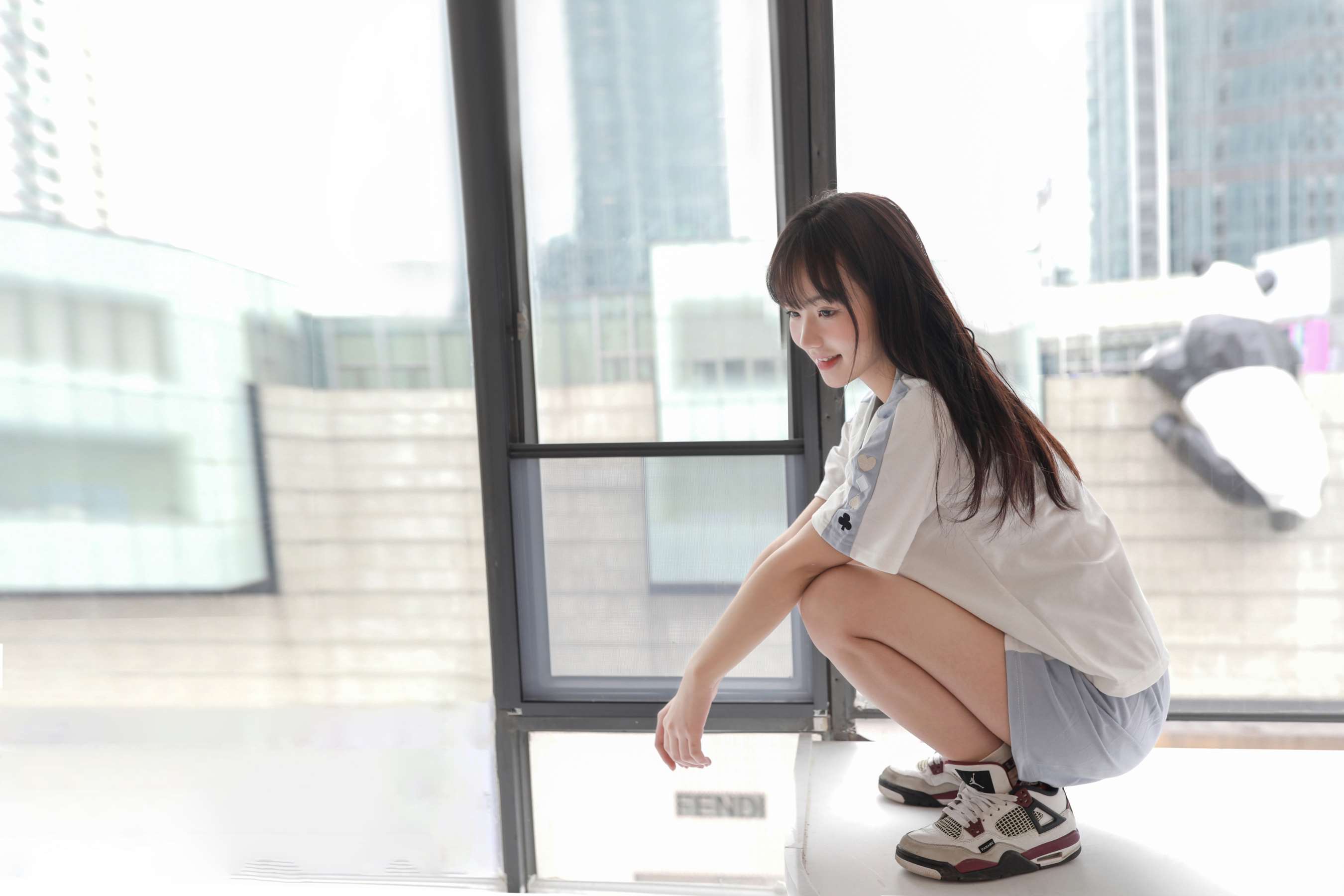 《小麦运动鞋の棉袜脚丫》作品图