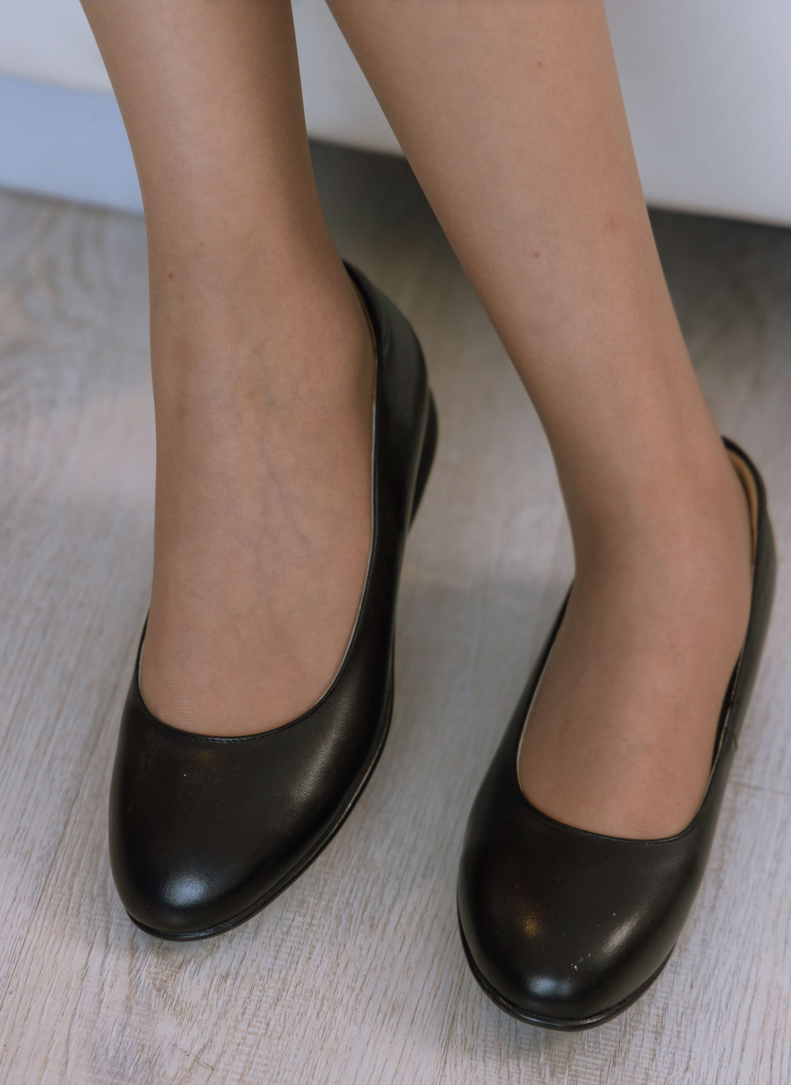 《小甜豆-平底鞋、咖啡丝、空姐制服 》作品图