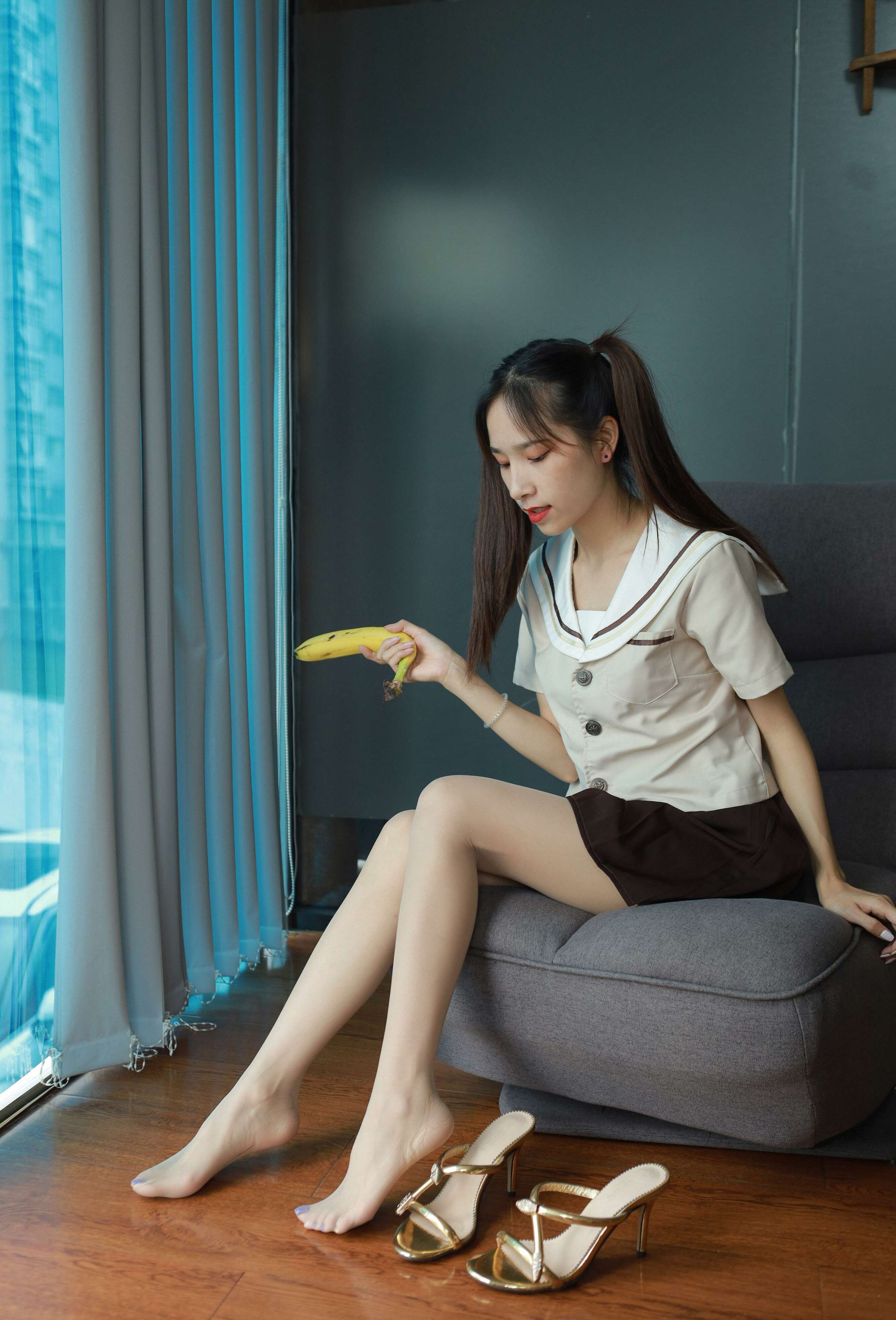 《美子《香蕉少女》》作品图