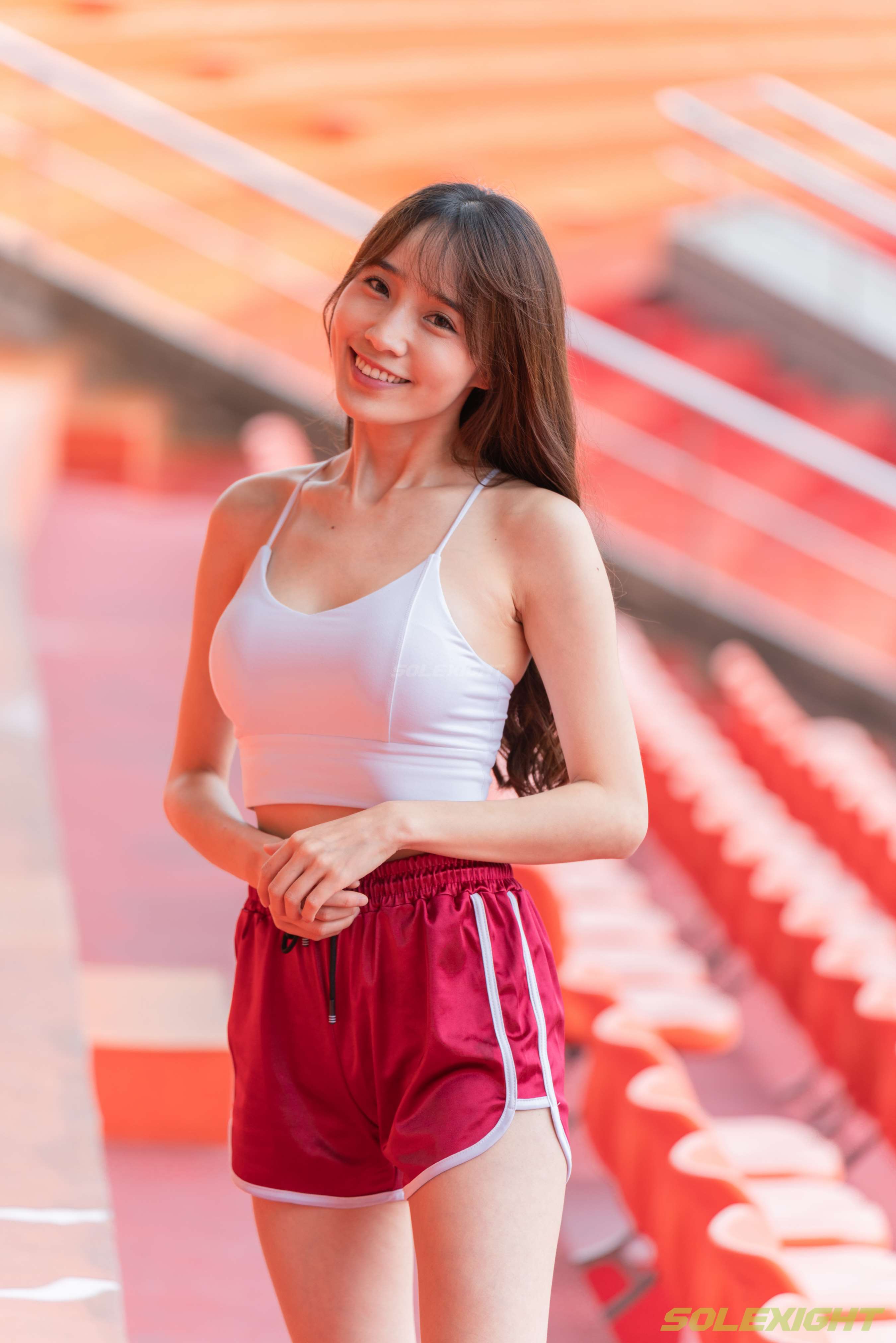 《[寄卖]Bobi-运动鞋棉袜裸足全套》作品图