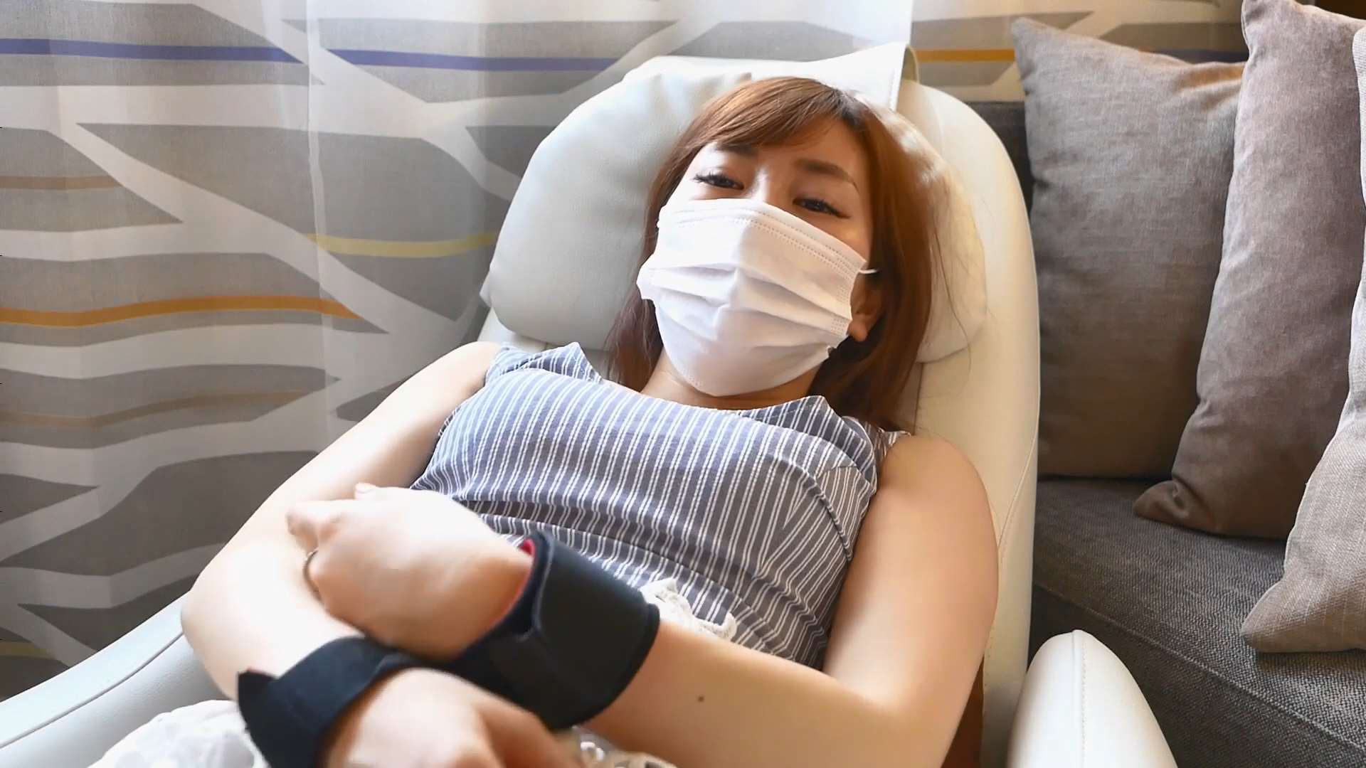 《[视频]さんじ-拘束くすぐり》作品图