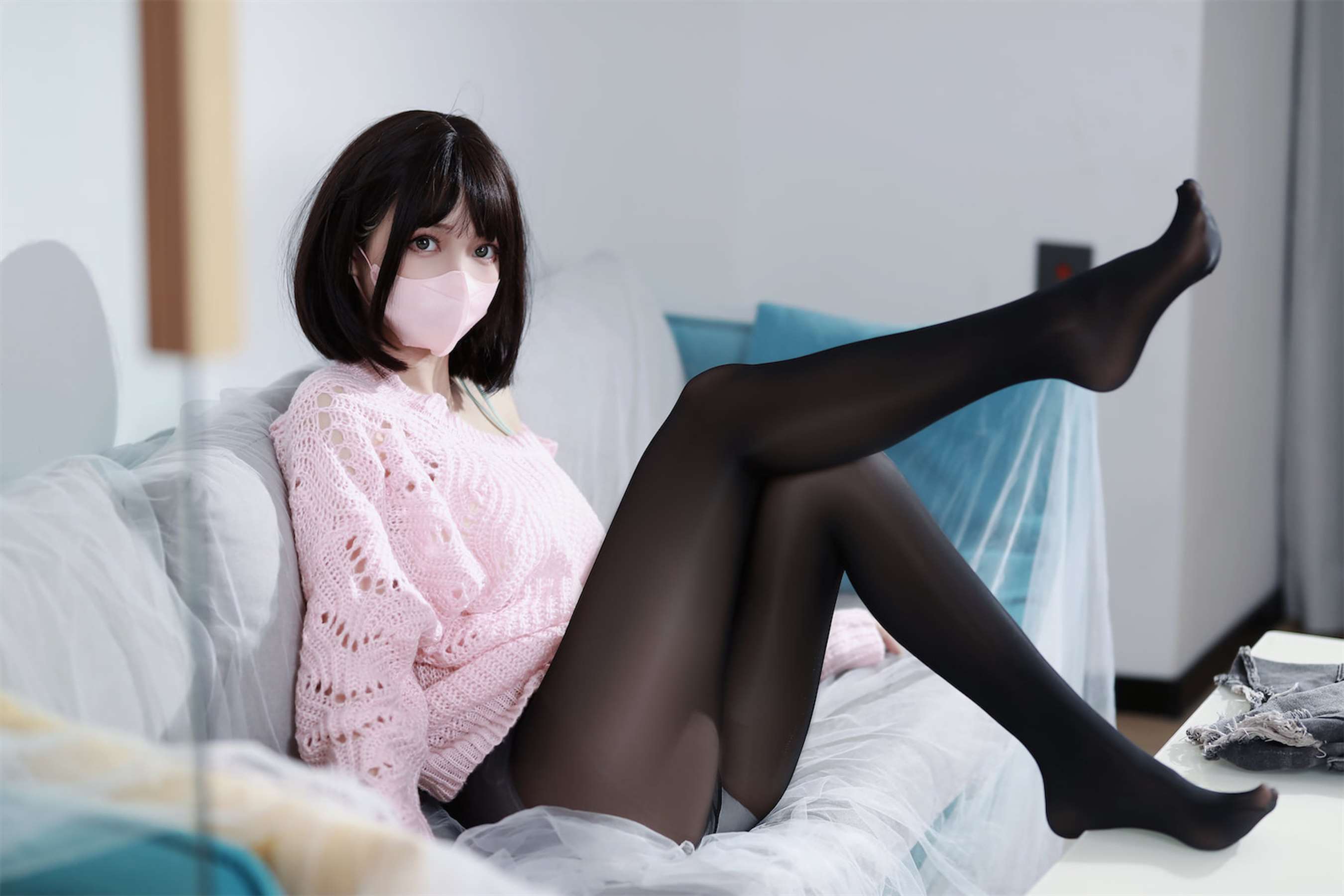 《升玖老师毛衣の黑丝脚丫》作品图